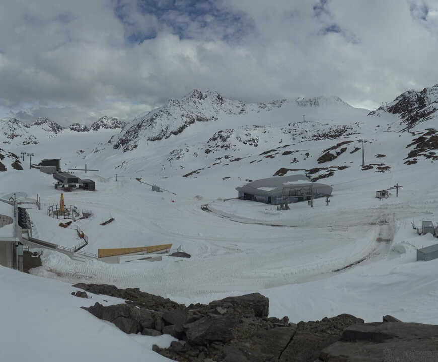 Archived image Webcam Pitztale glacier: Gletscherexpress top station