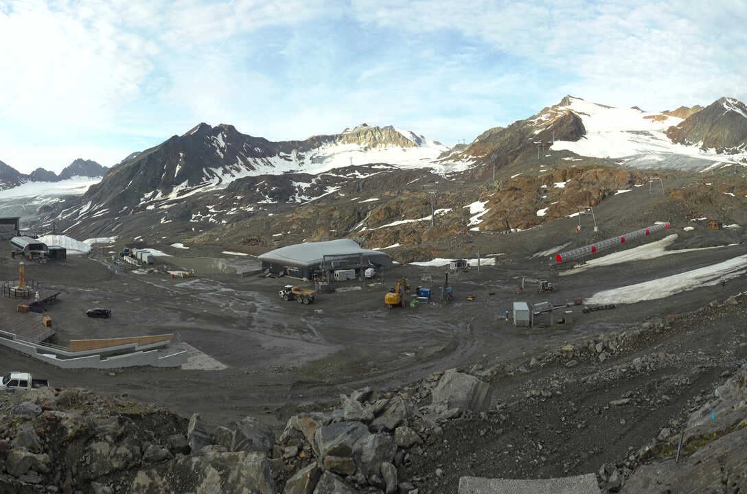 Archived image Webcam Pitztale glacier: Gletscherexpress top station