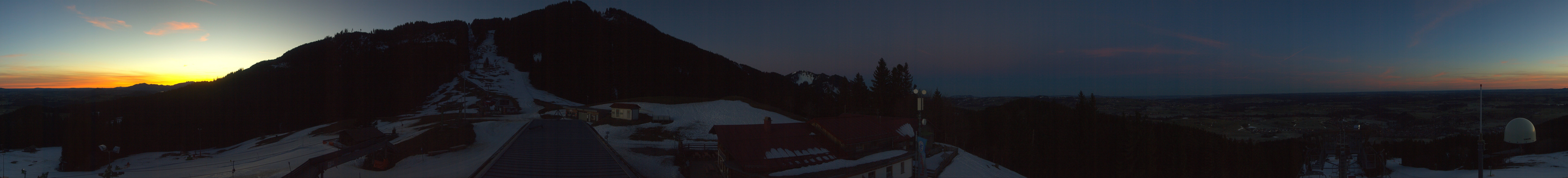 Archived image Webcam Middle station Nesselwang