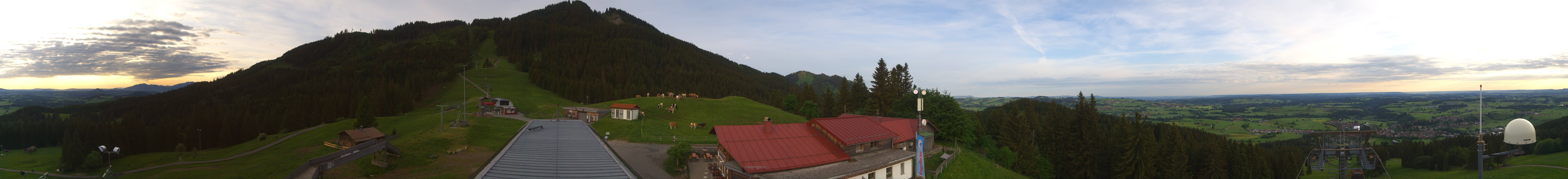 Archived image Webcam Middle station Nesselwang