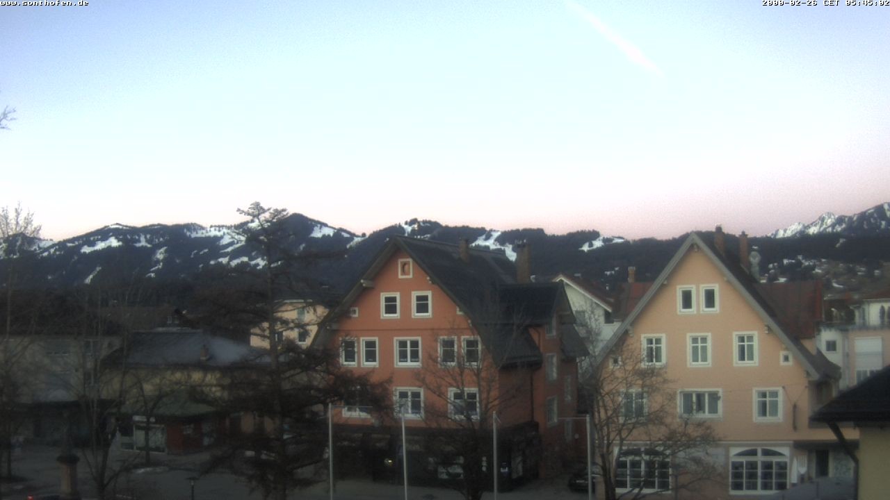 Archived image Webcam Town Hall Square of Sonthofen