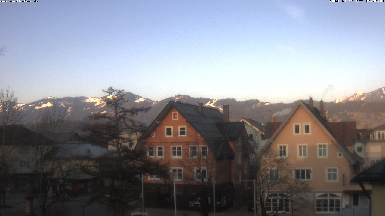 Archiv Foto Webcam Rathausplatz in Sonthofen