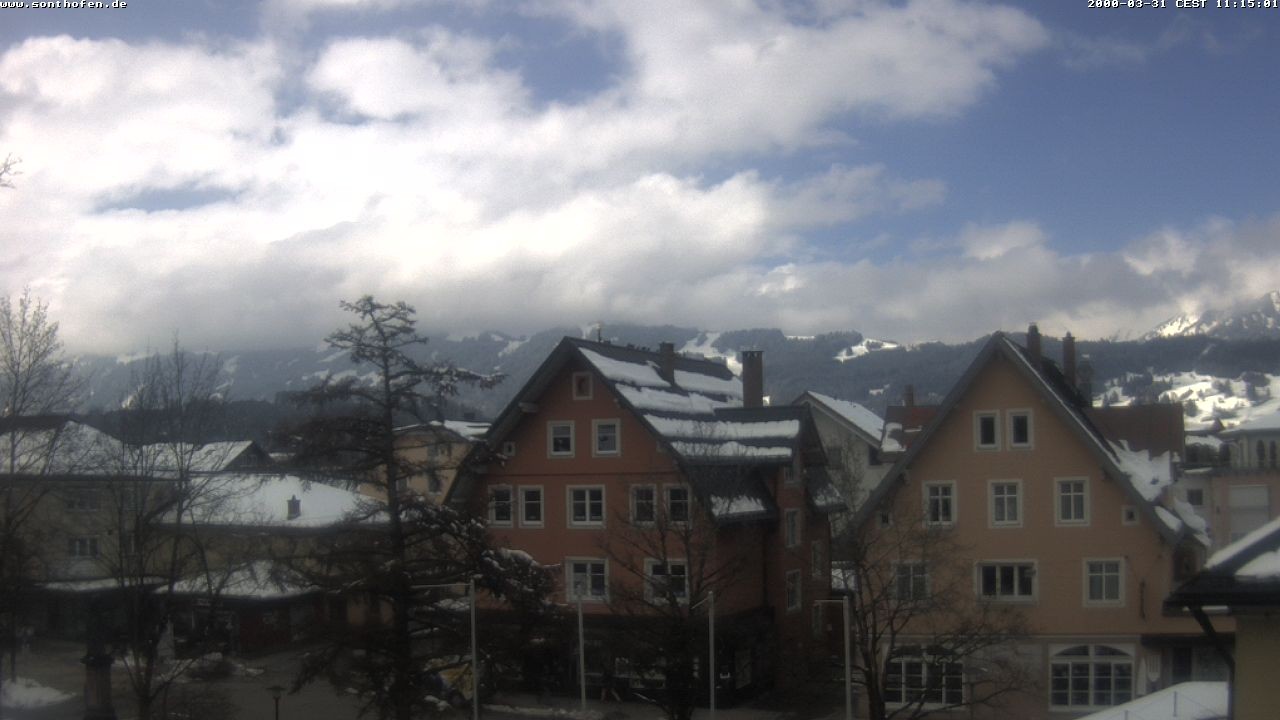 Archiv Foto Webcam Rathausplatz in Sonthofen