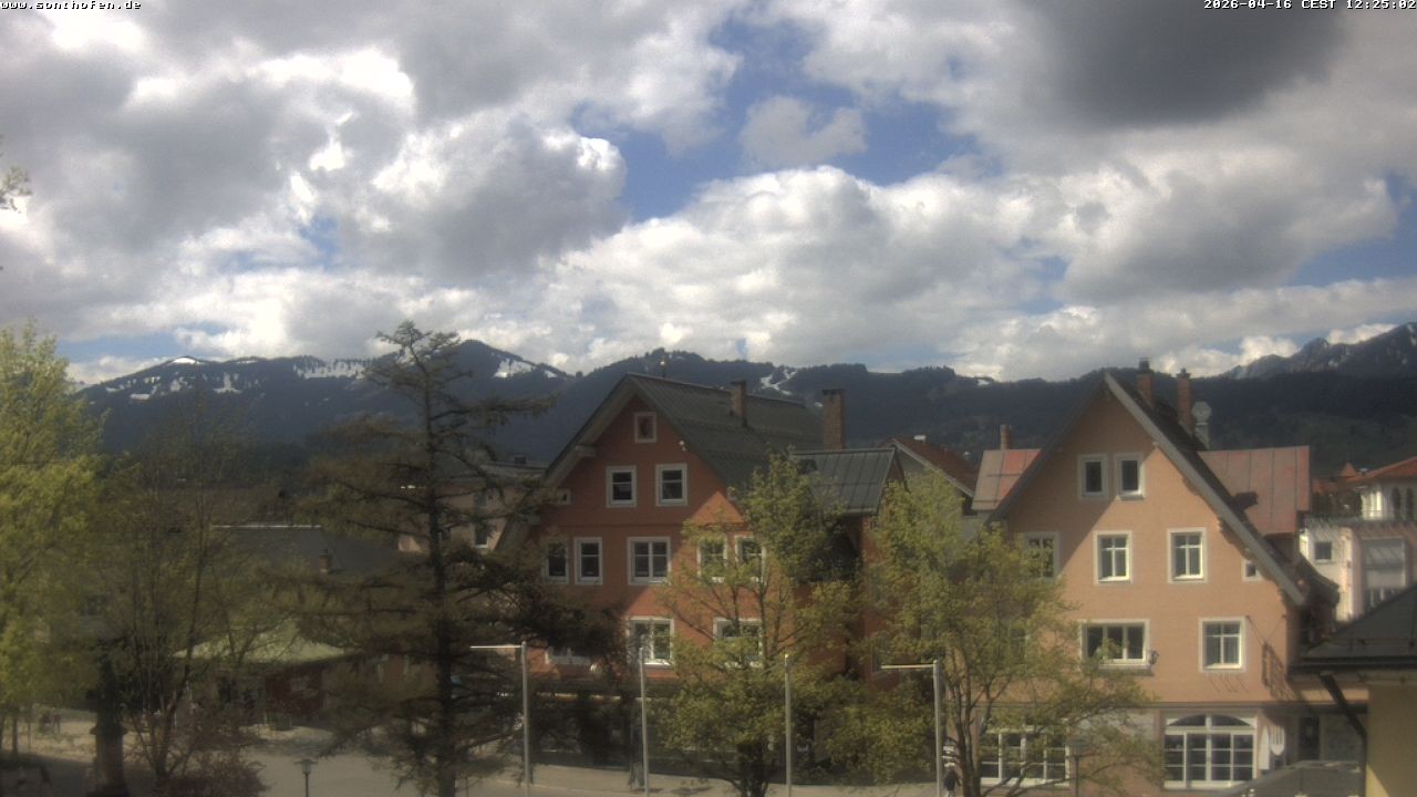 Archiv Foto Webcam Rathausplatz in Sonthofen