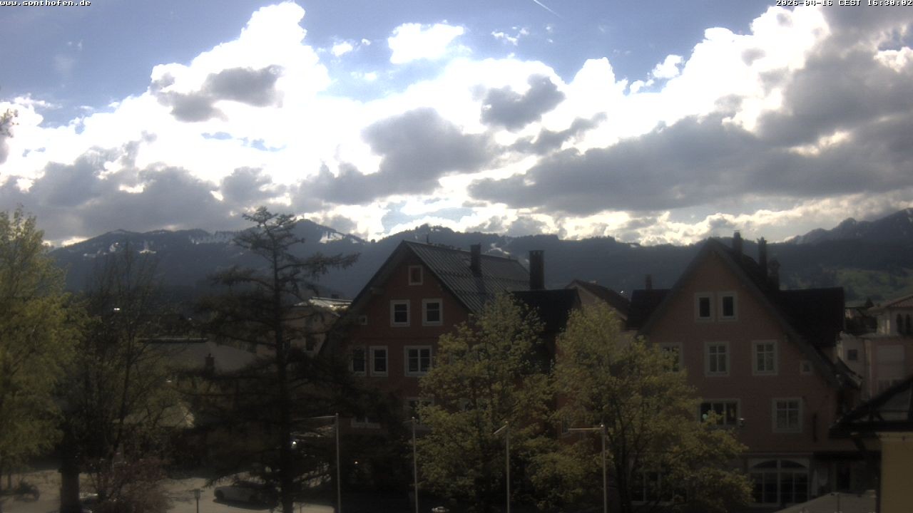 Archiv Foto Webcam Rathausplatz in Sonthofen