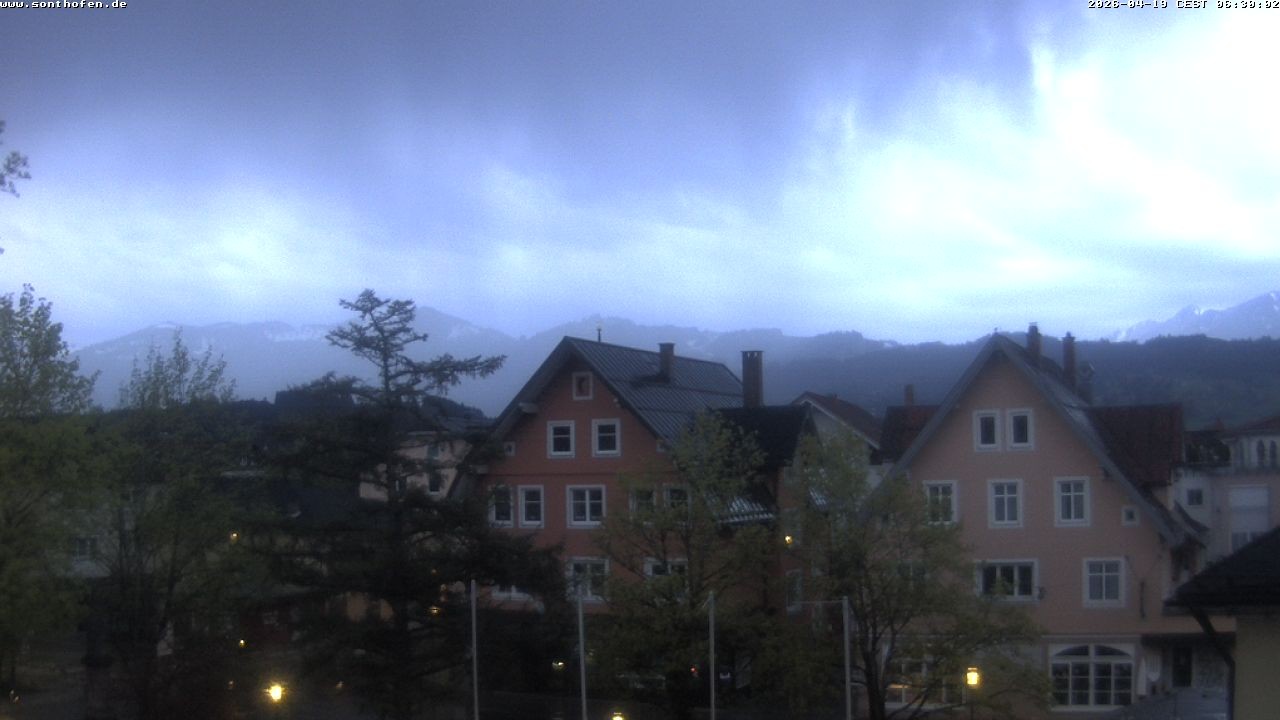 Archiv Foto Webcam Rathausplatz in Sonthofen