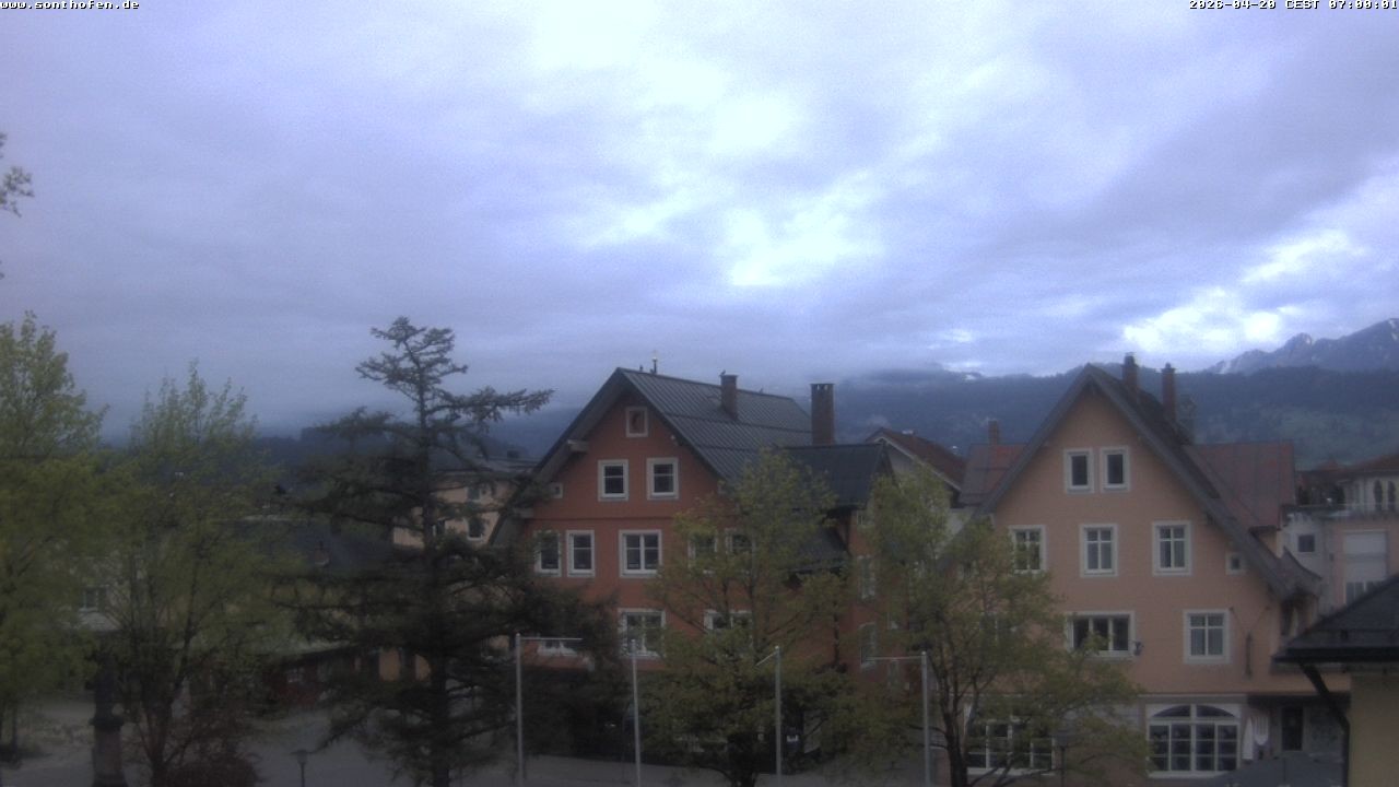 Archiv Foto Webcam Rathausplatz in Sonthofen