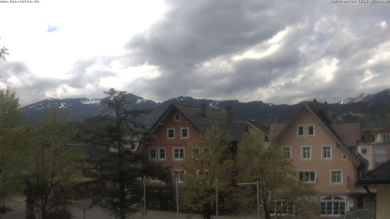 Archiv Foto Webcam Rathausplatz in Sonthofen