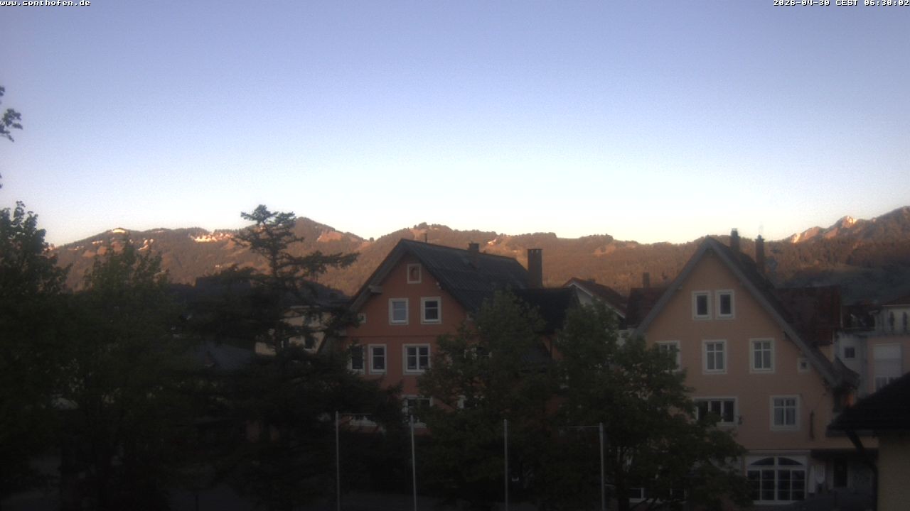 Archiv Foto Webcam Rathausplatz in Sonthofen