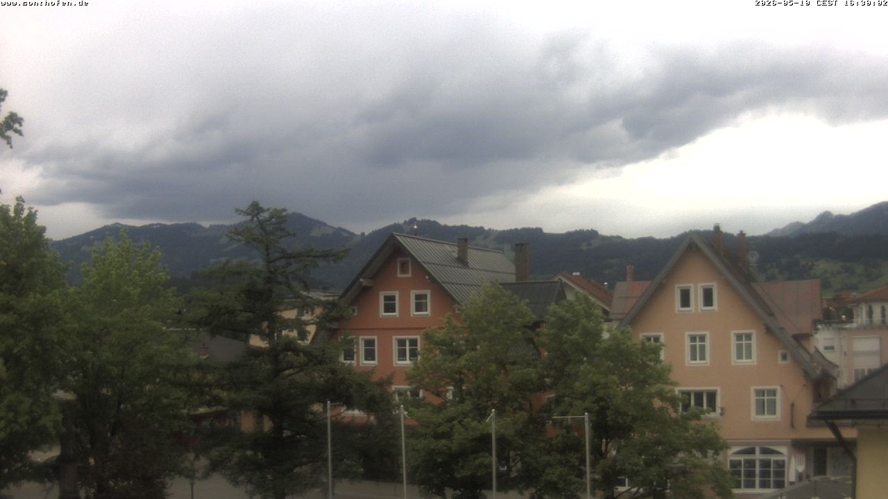 Archiv Foto Webcam Rathausplatz in Sonthofen