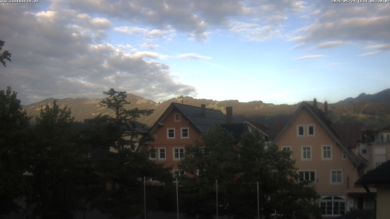 Archiv Foto Webcam Rathausplatz in Sonthofen