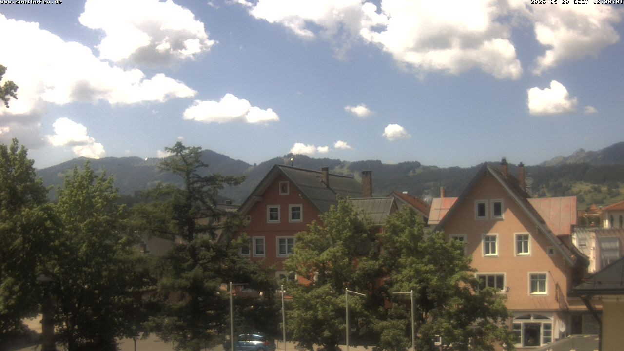 Archiv Foto Webcam Rathausplatz in Sonthofen