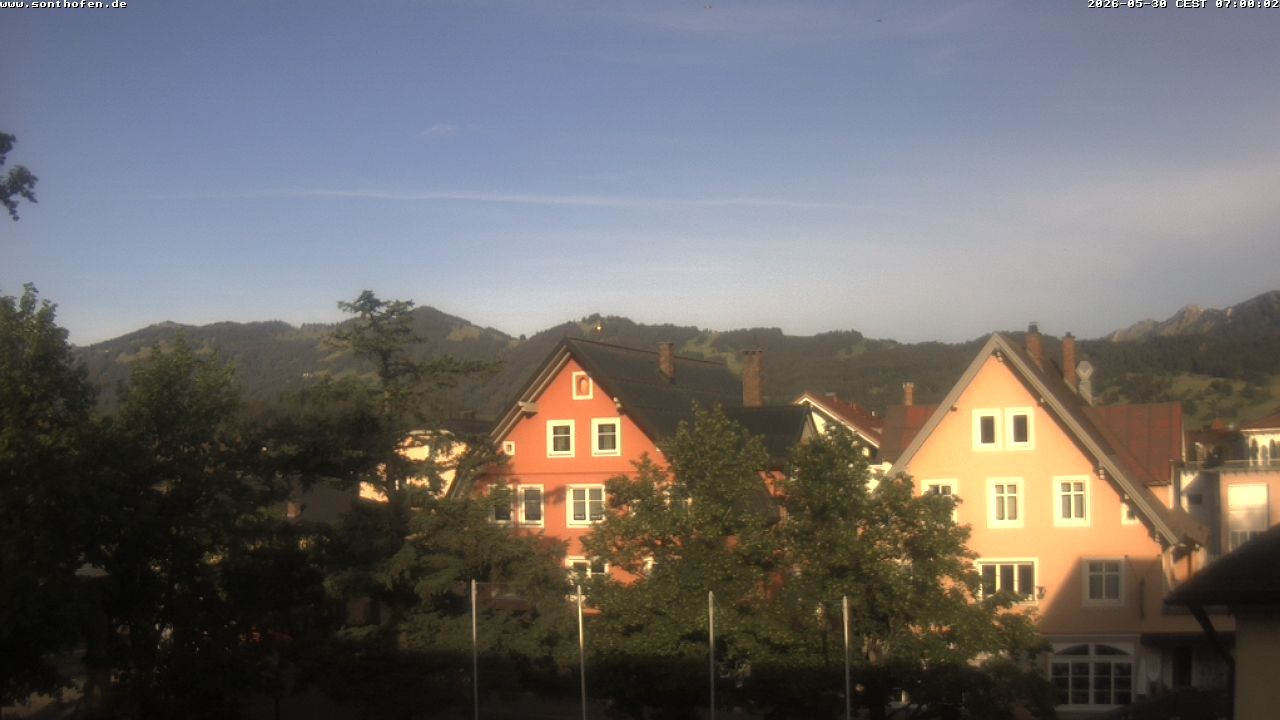 Archived image Webcam Town Hall Square of Sonthofen