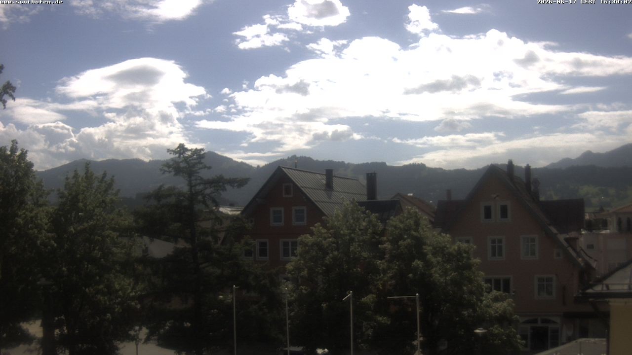 Archiv Foto Webcam Rathausplatz in Sonthofen