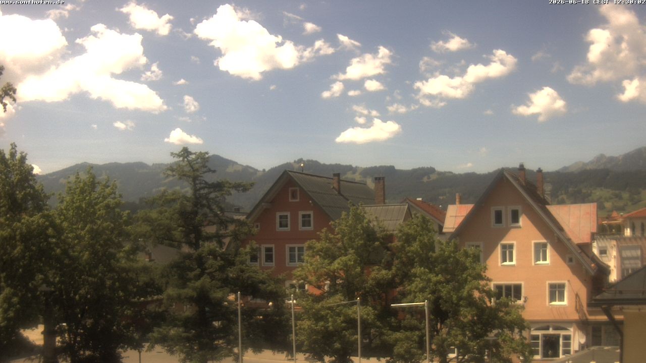 Archiv Foto Webcam Rathausplatz in Sonthofen