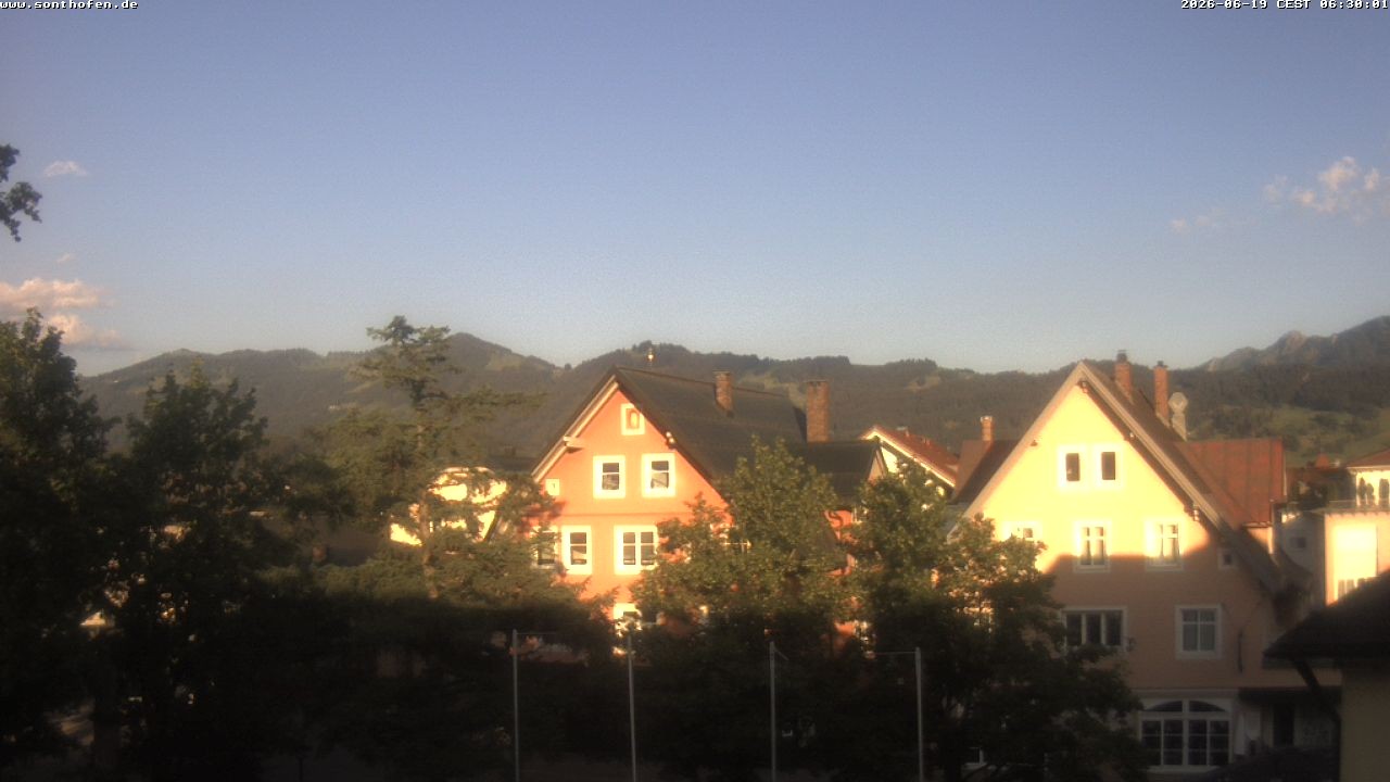Archived image Webcam Town Hall Square of Sonthofen