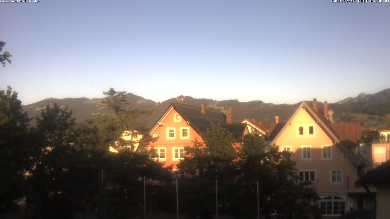 Archived image Webcam Town Hall Square of Sonthofen