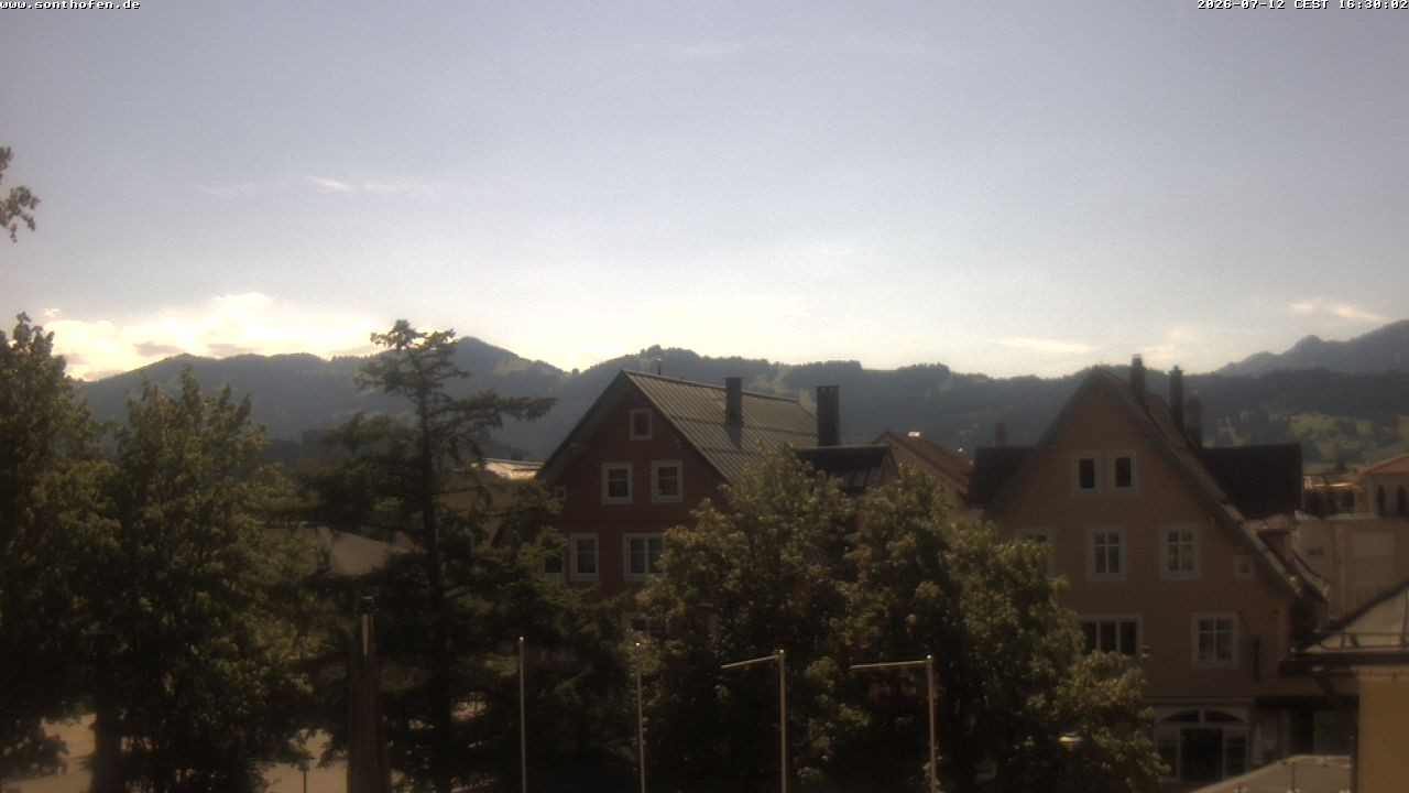 Archived image Webcam Town Hall Square of Sonthofen