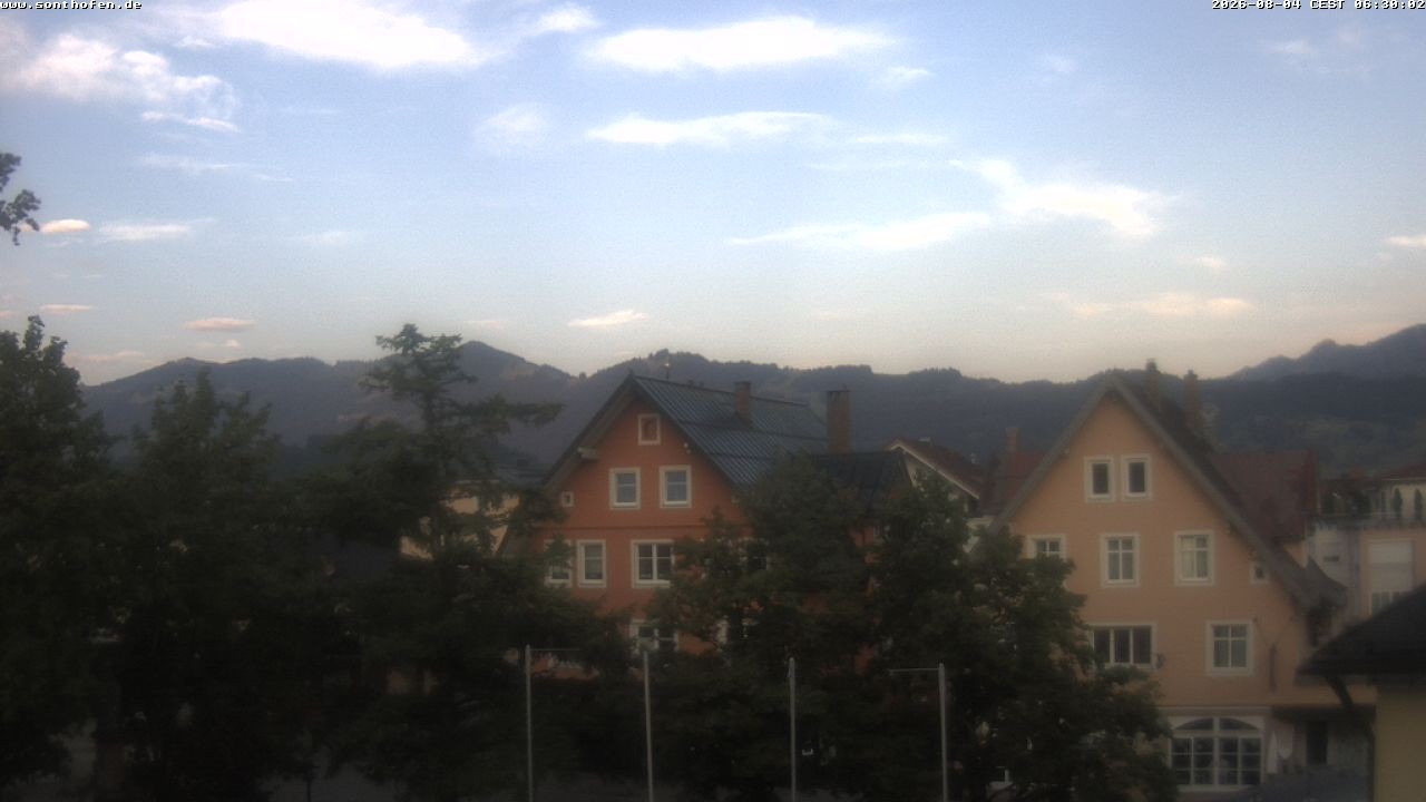 Archived image Webcam Town Hall Square of Sonthofen
