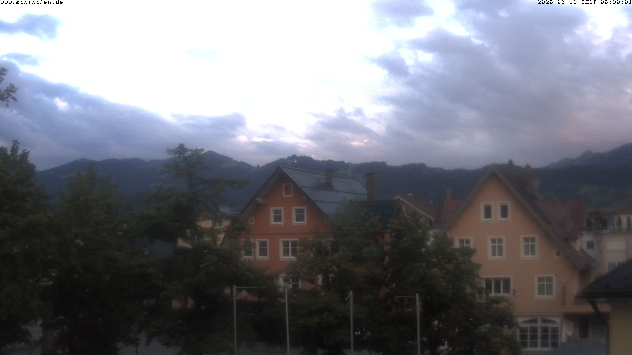 Archiv Foto Webcam Rathausplatz in Sonthofen