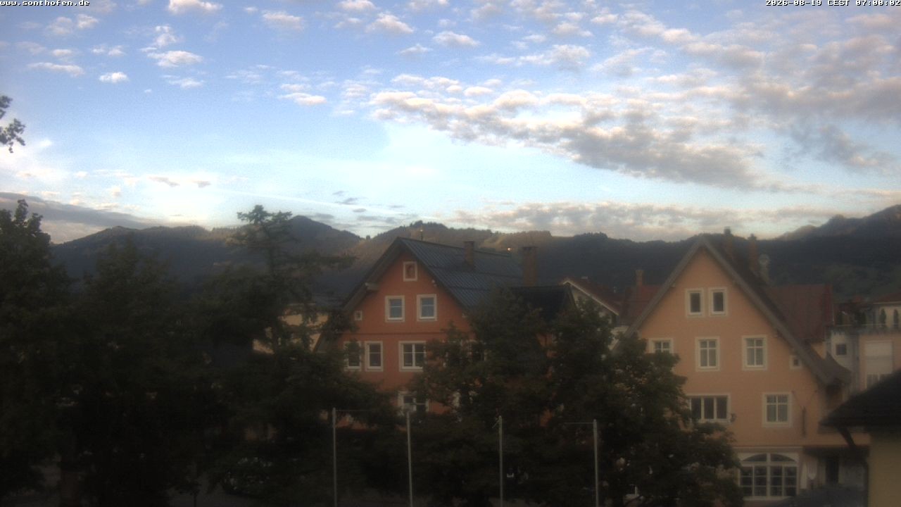 Archiv Foto Webcam Rathausplatz in Sonthofen