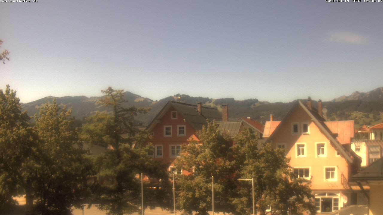 Archiv Foto Webcam Rathausplatz in Sonthofen