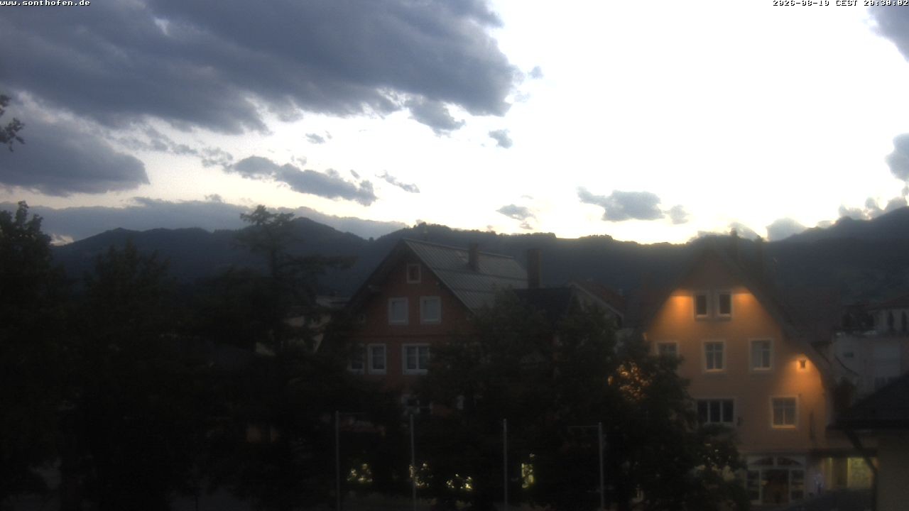 Archiv Foto Webcam Rathausplatz in Sonthofen