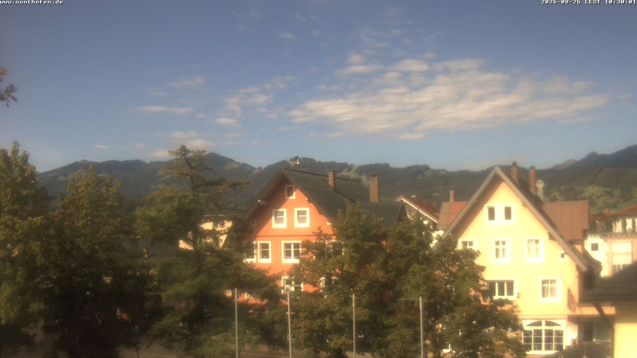 Archived image Webcam Town Hall Square of Sonthofen