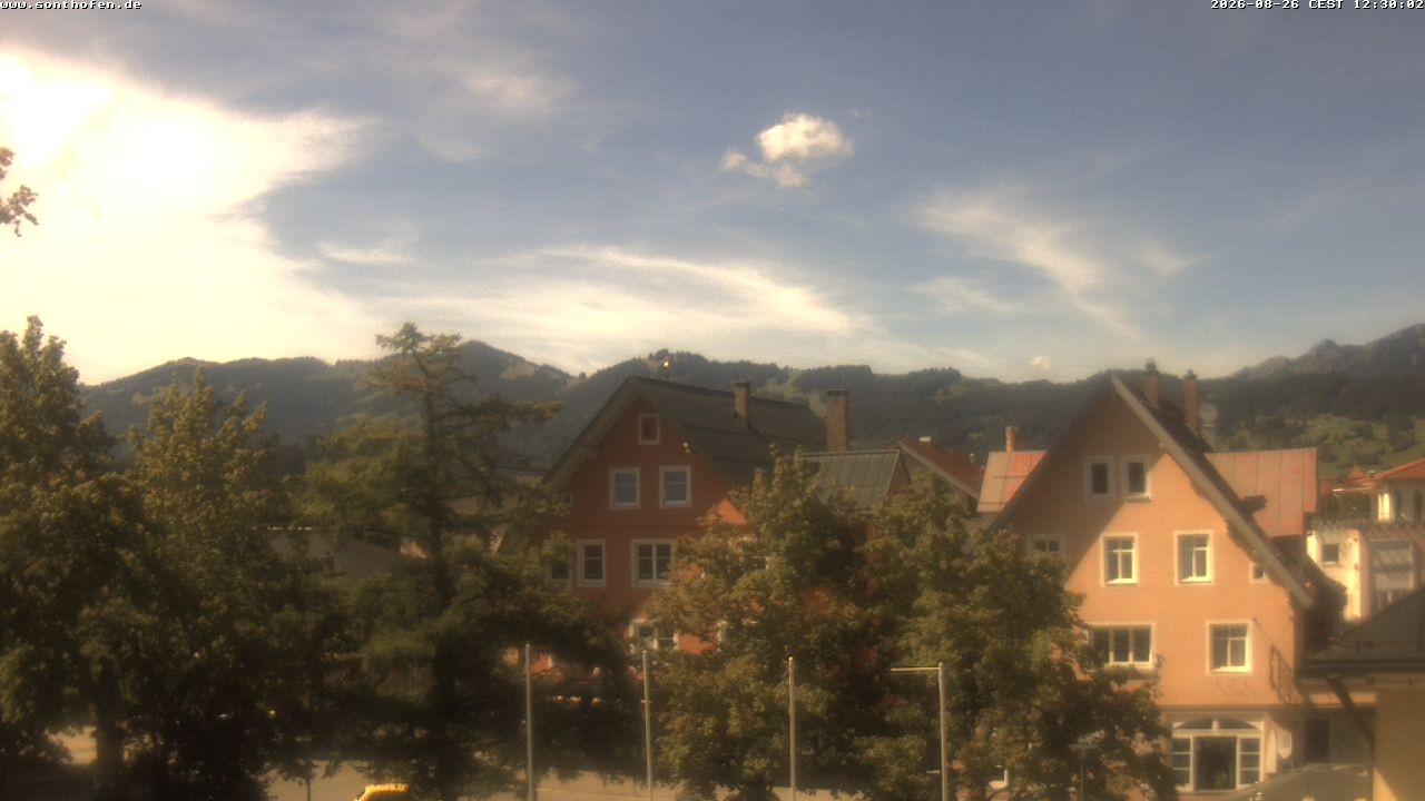 Archived image Webcam Town Hall Square of Sonthofen
