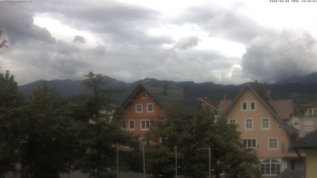 Archiv Foto Webcam Rathausplatz in Sonthofen