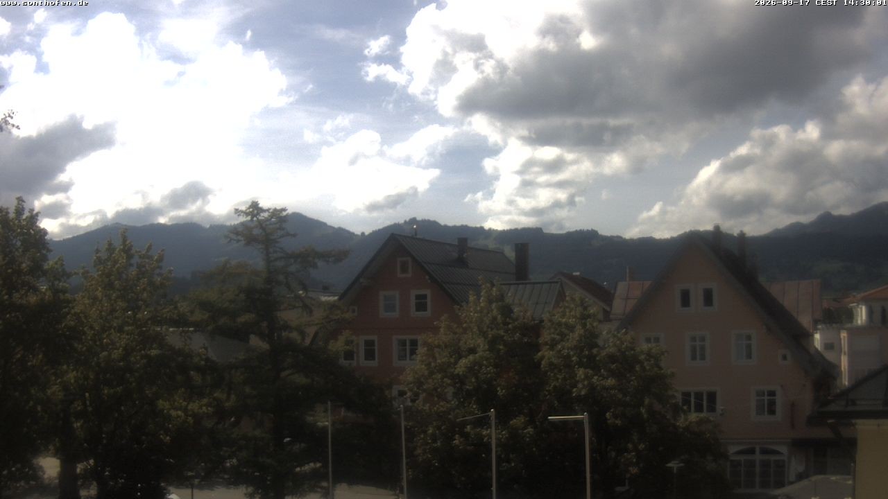 Archived image Webcam Town Hall Square of Sonthofen