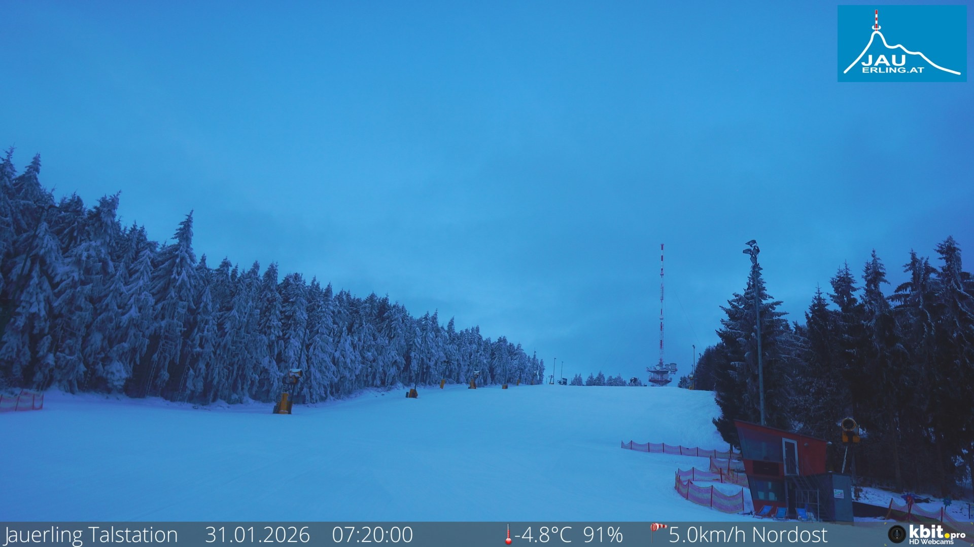 Archived image Webcam Base station of t-bar lift at mount Jauerling