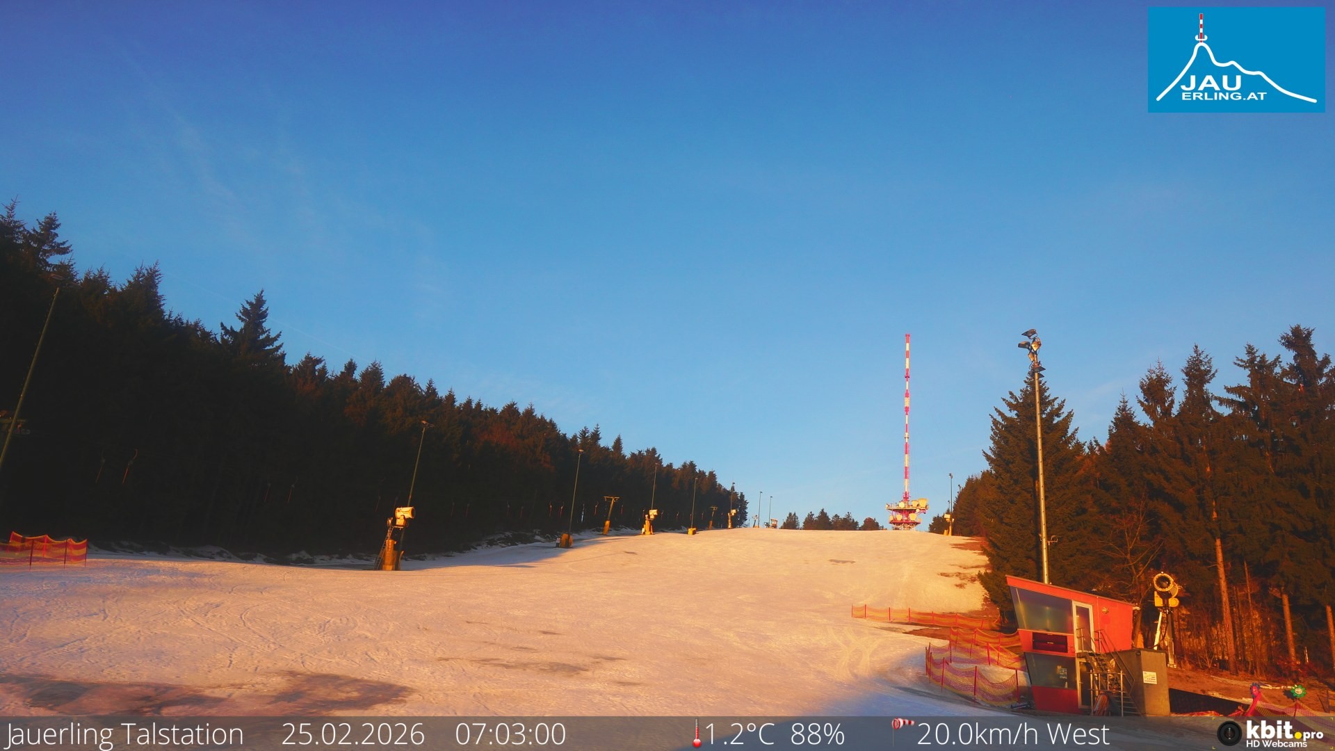 Archiv Foto Webcam Schlepplift Jauerling, Talstation