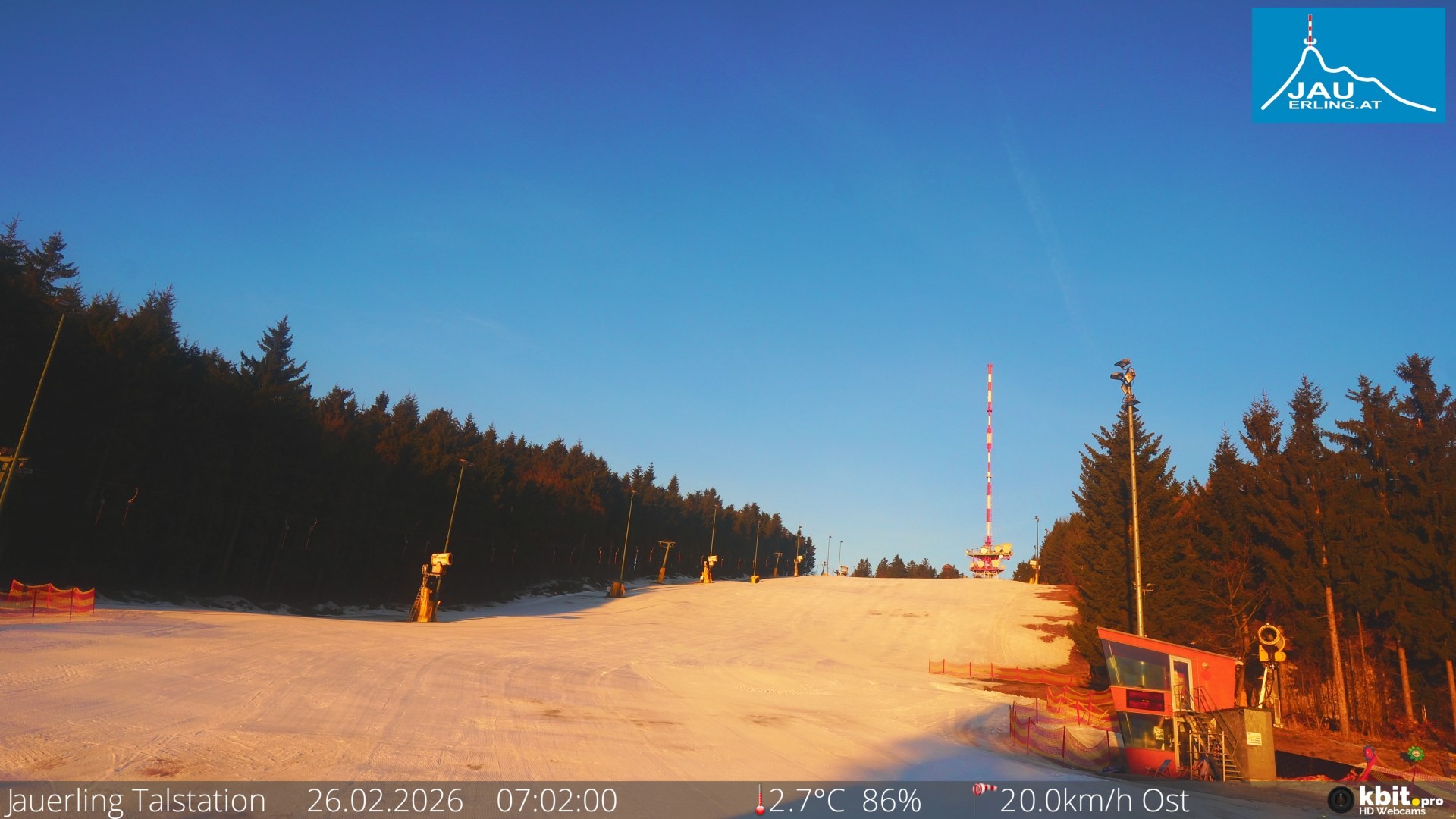 Archived image Webcam Base station of t-bar lift at mount Jauerling