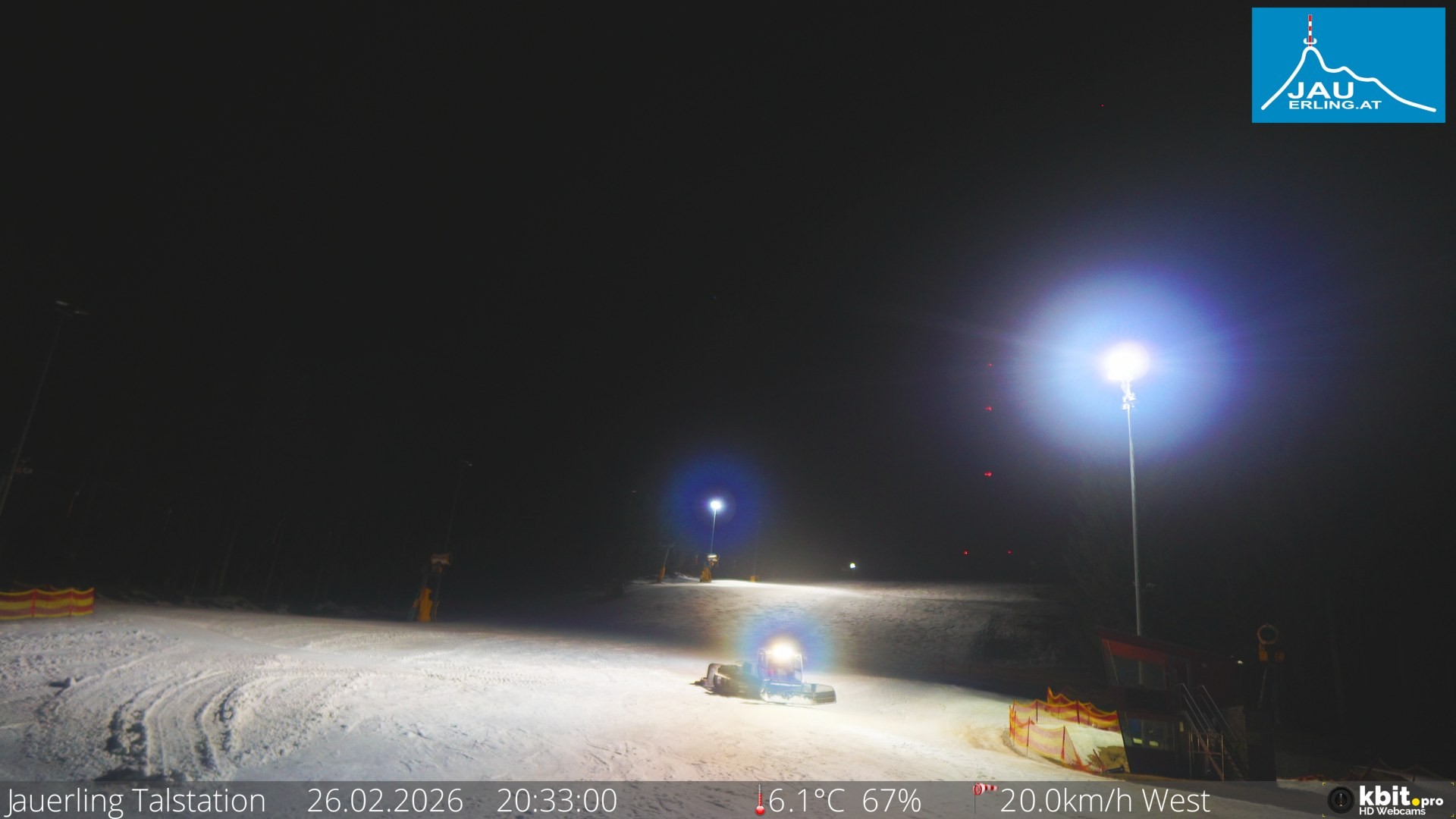 Archived image Webcam Base station of t-bar lift at mount Jauerling