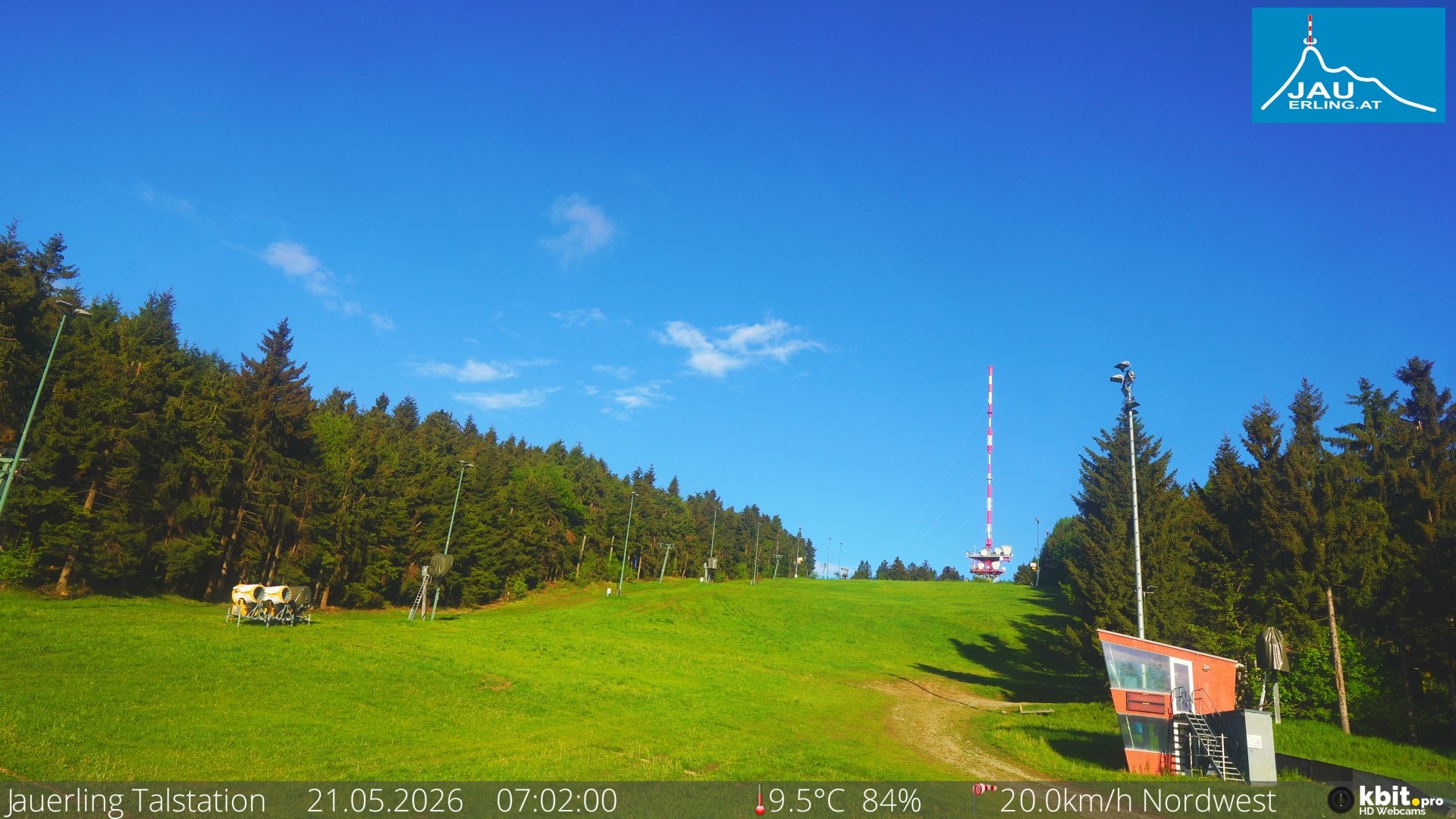 Archived image Webcam Base station of t-bar lift at mount Jauerling