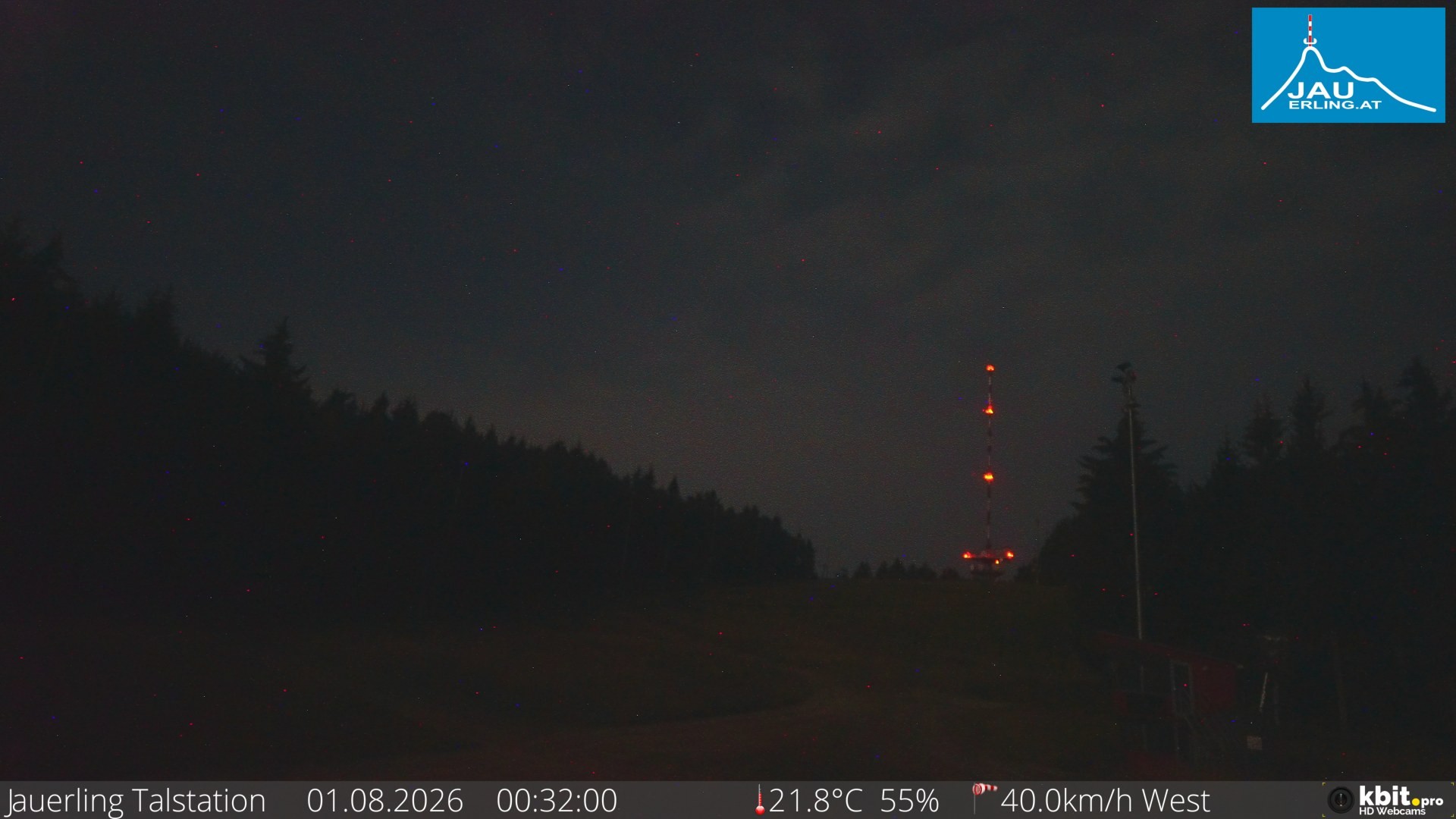 Archived image Webcam Base station of t-bar lift at mount Jauerling