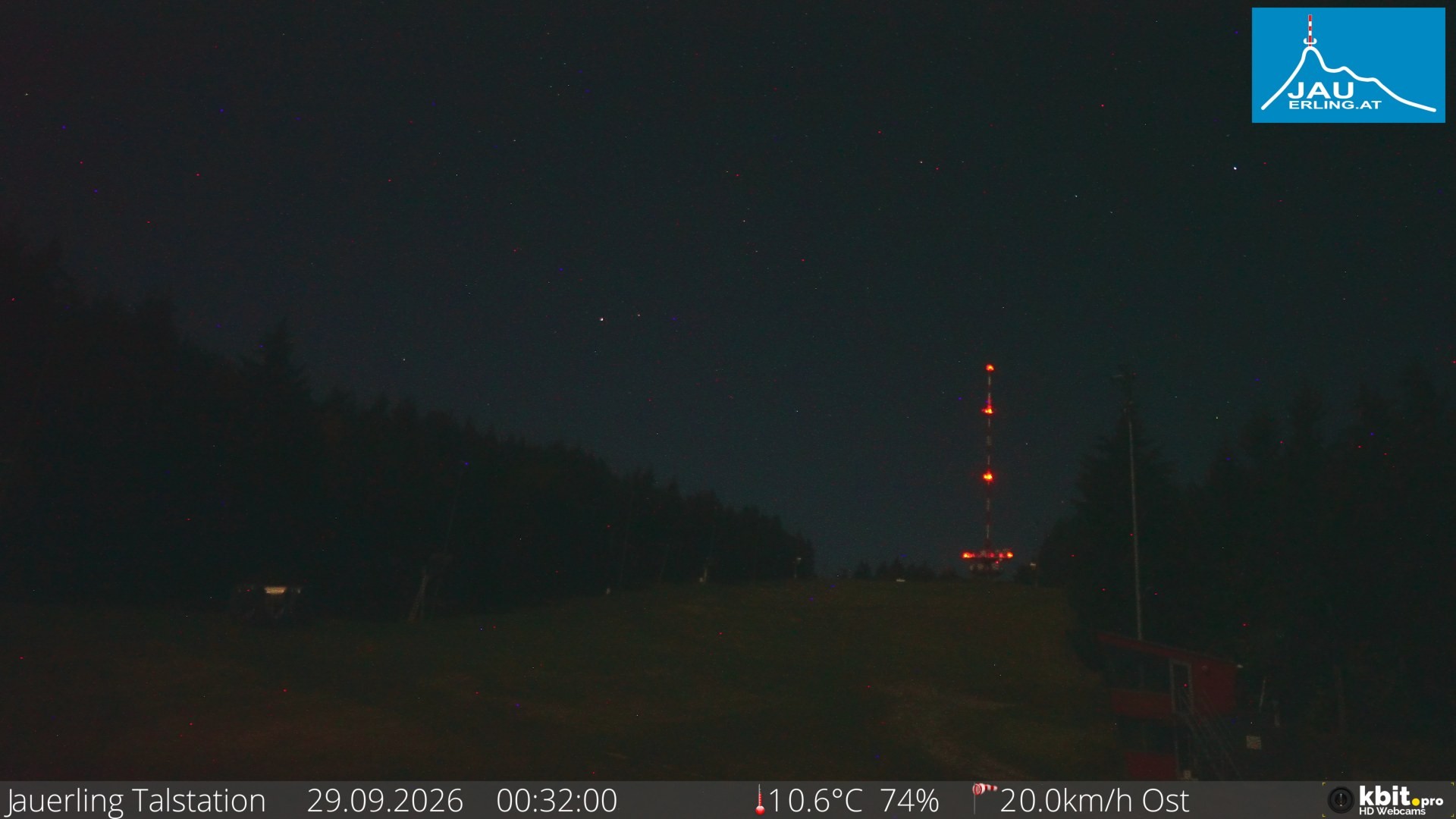 Archived image Webcam Base station of t-bar lift at mount Jauerling