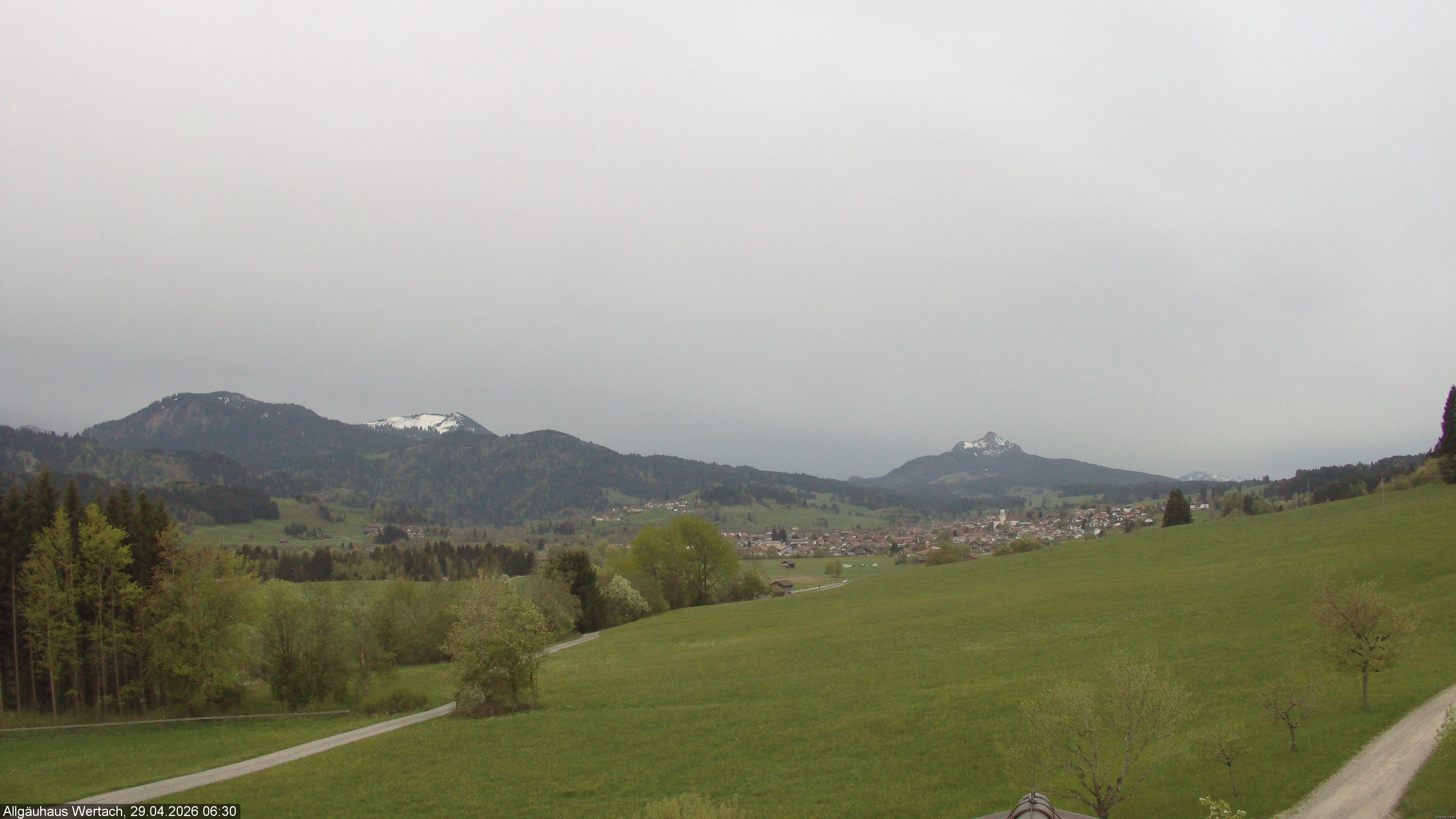 Archived image Webcam Have a look at the charming valley Wertach