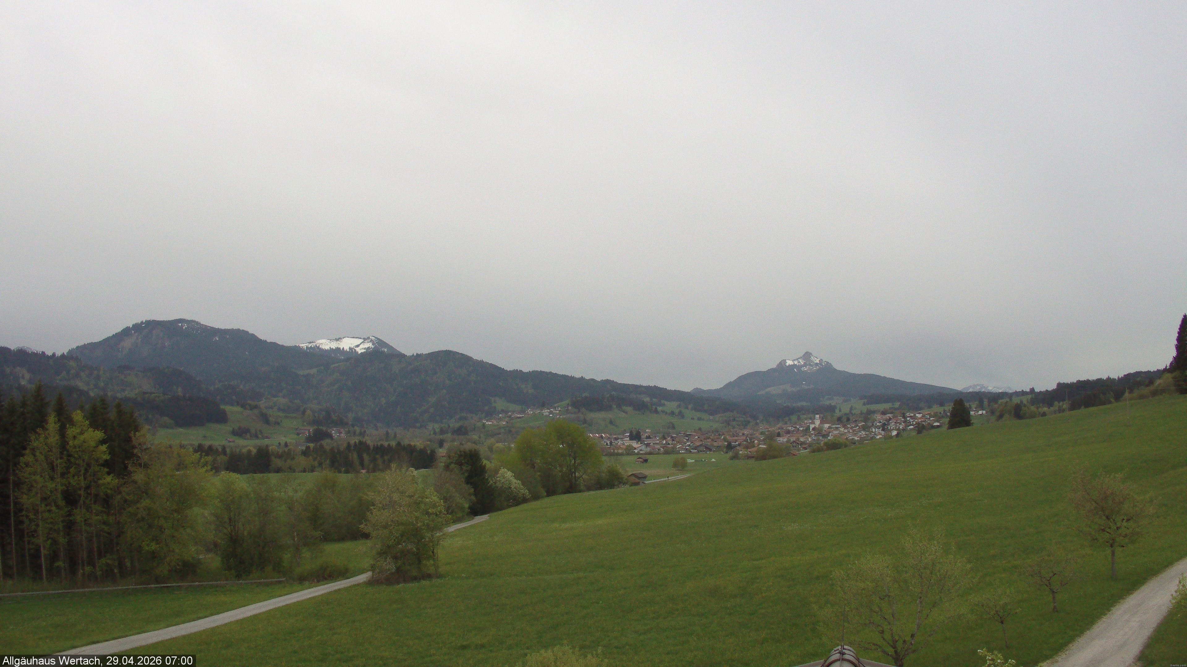 Archived image Webcam Have a look at the charming valley Wertach