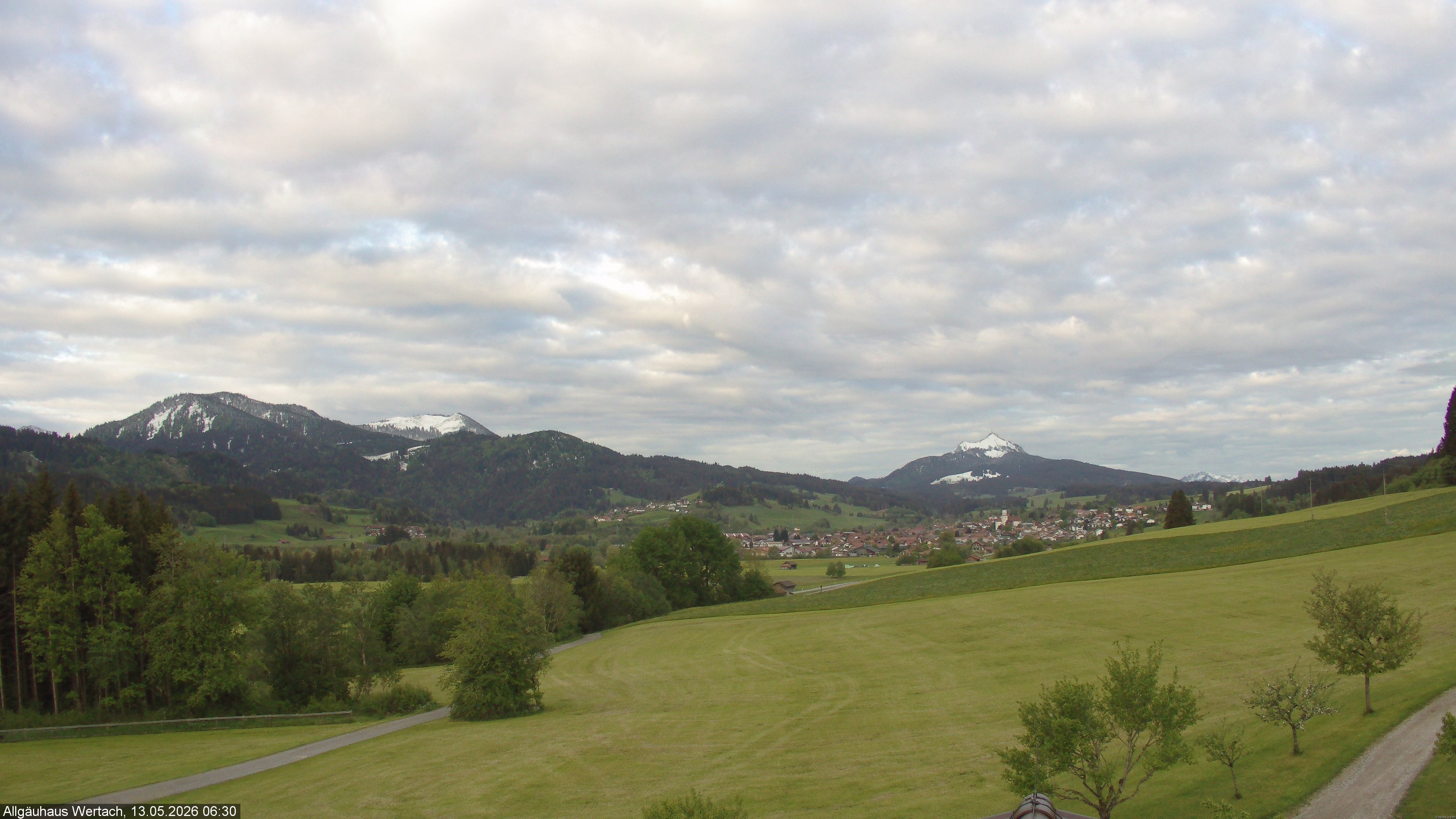 Archived image Webcam Have a look at the charming valley Wertach
