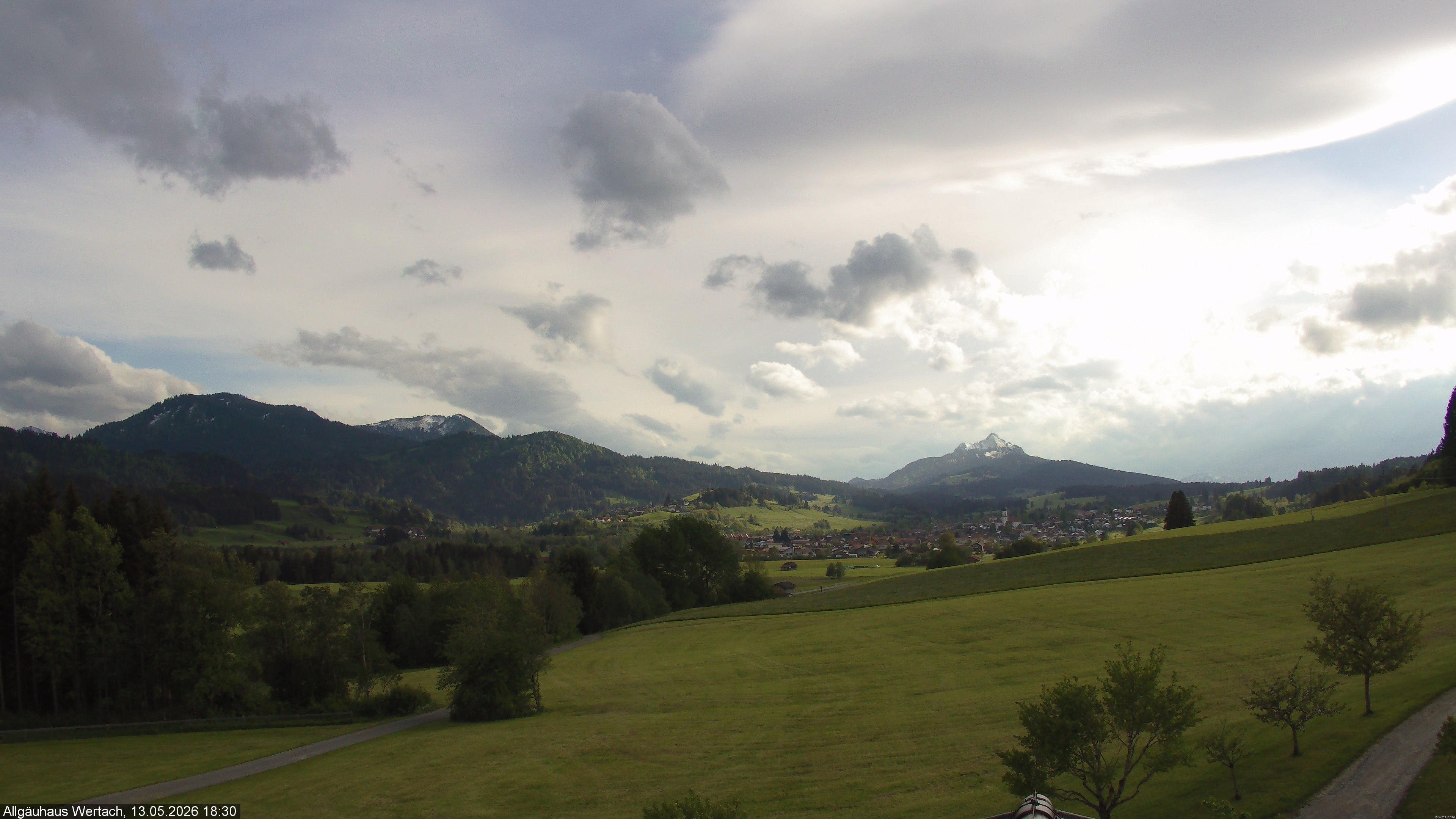 Archived image Webcam Have a look at the charming valley Wertach