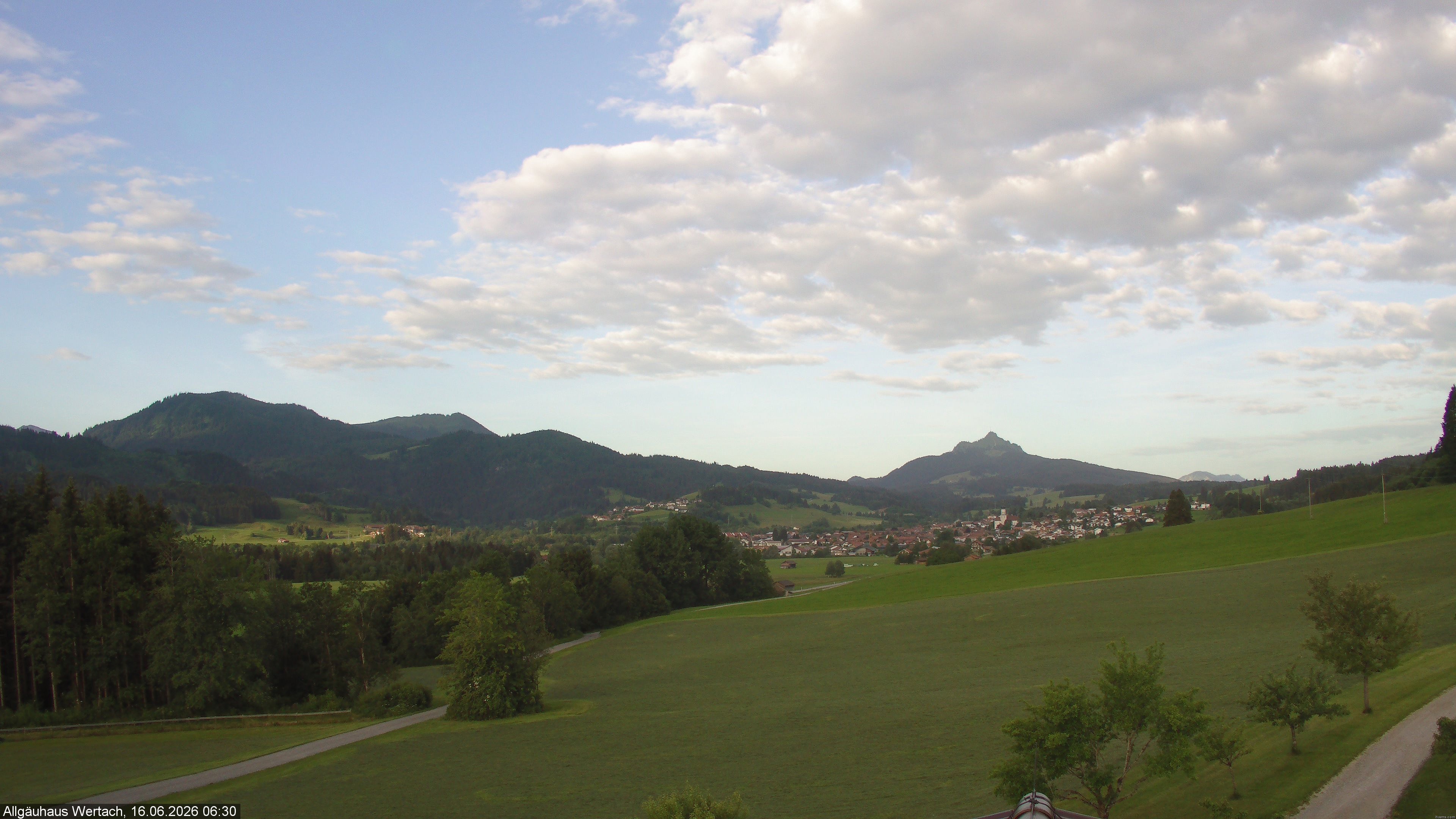 Archived image Webcam Have a look at the charming valley Wertach