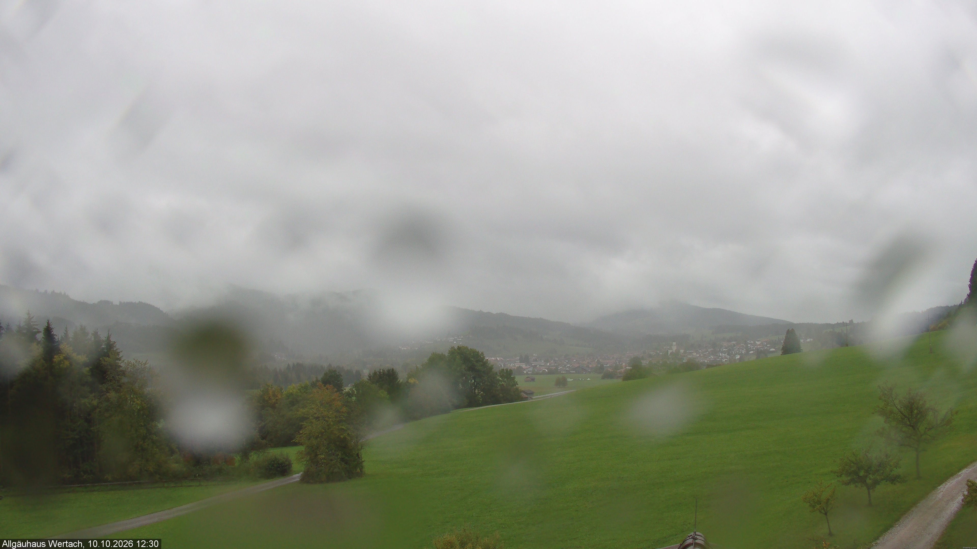 Archived image Webcam Have a look at the charming valley Wertach