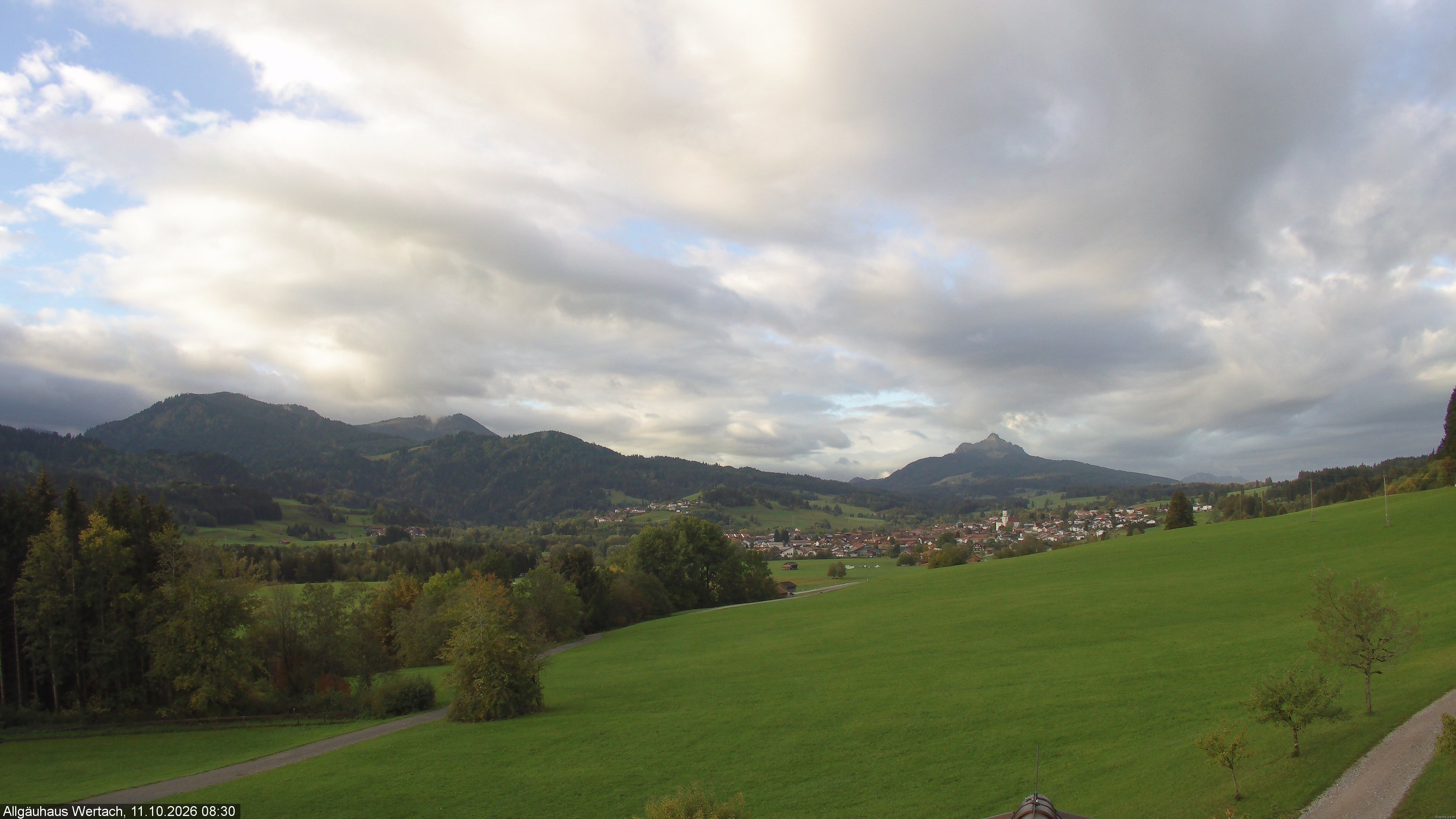 Archived image Webcam Have a look at the charming valley Wertach