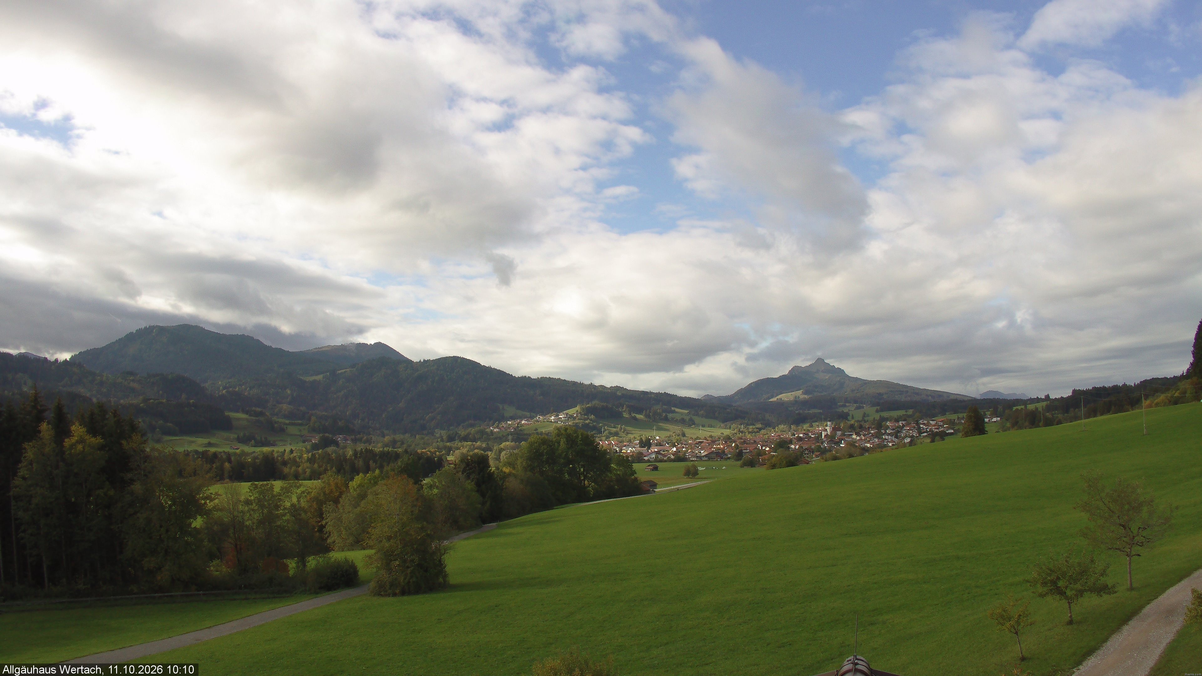 Archived image Webcam Have a look at the charming valley Wertach