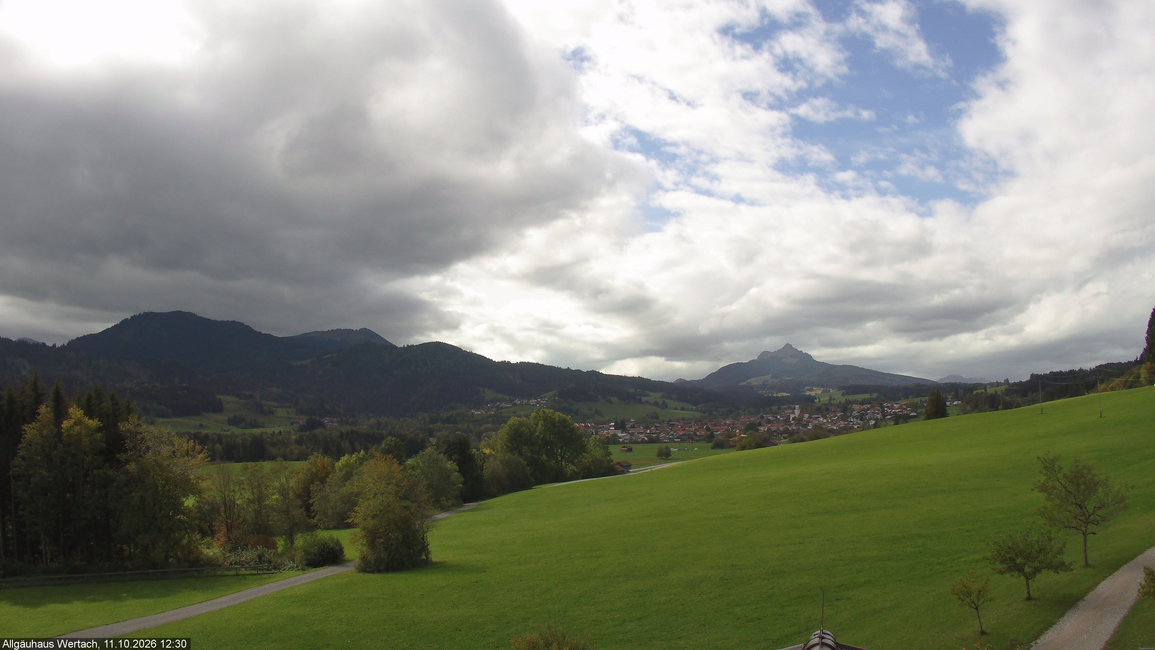 Archived image Webcam Have a look at the charming valley Wertach
