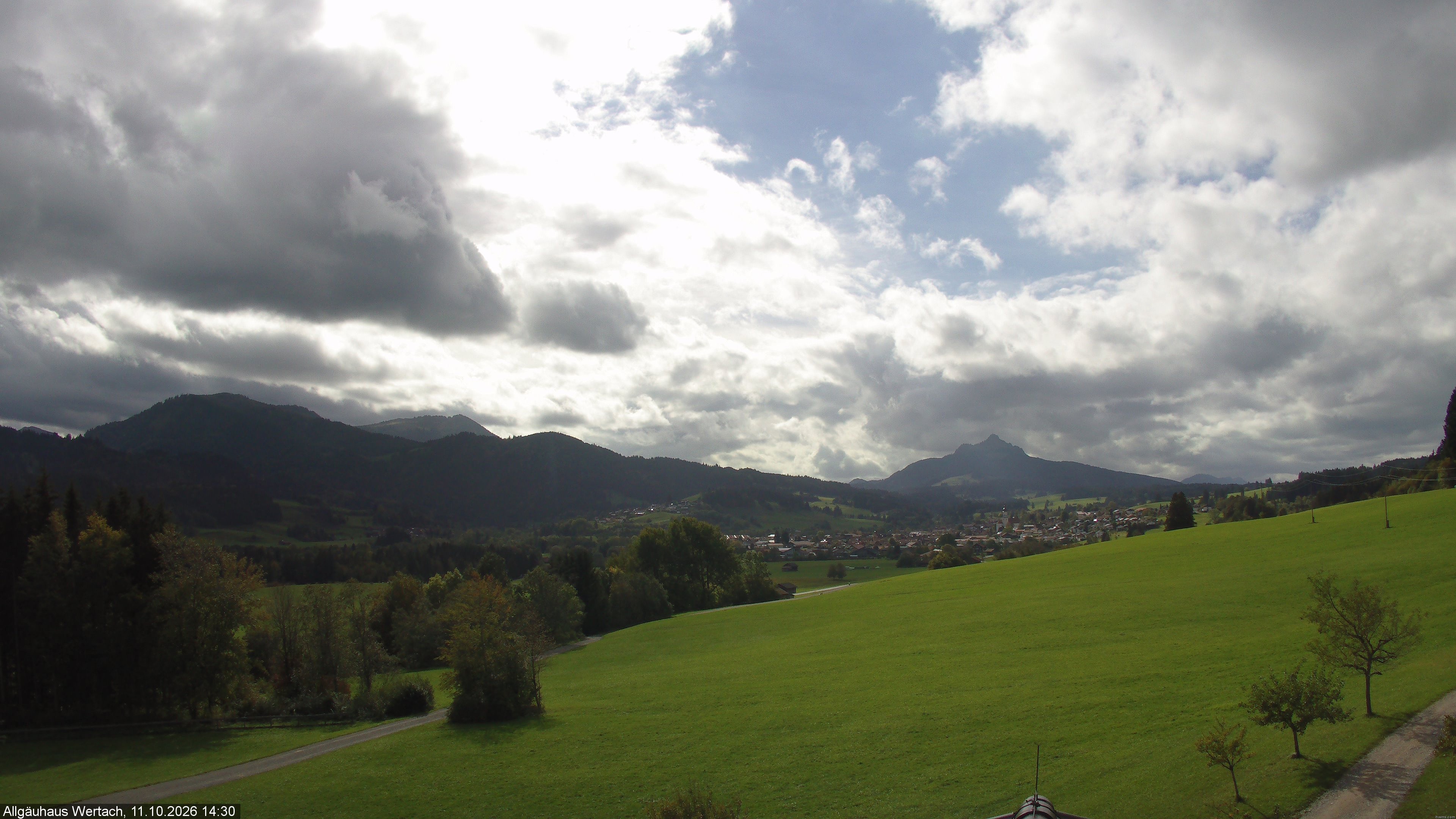 Archived image Webcam Have a look at the charming valley Wertach