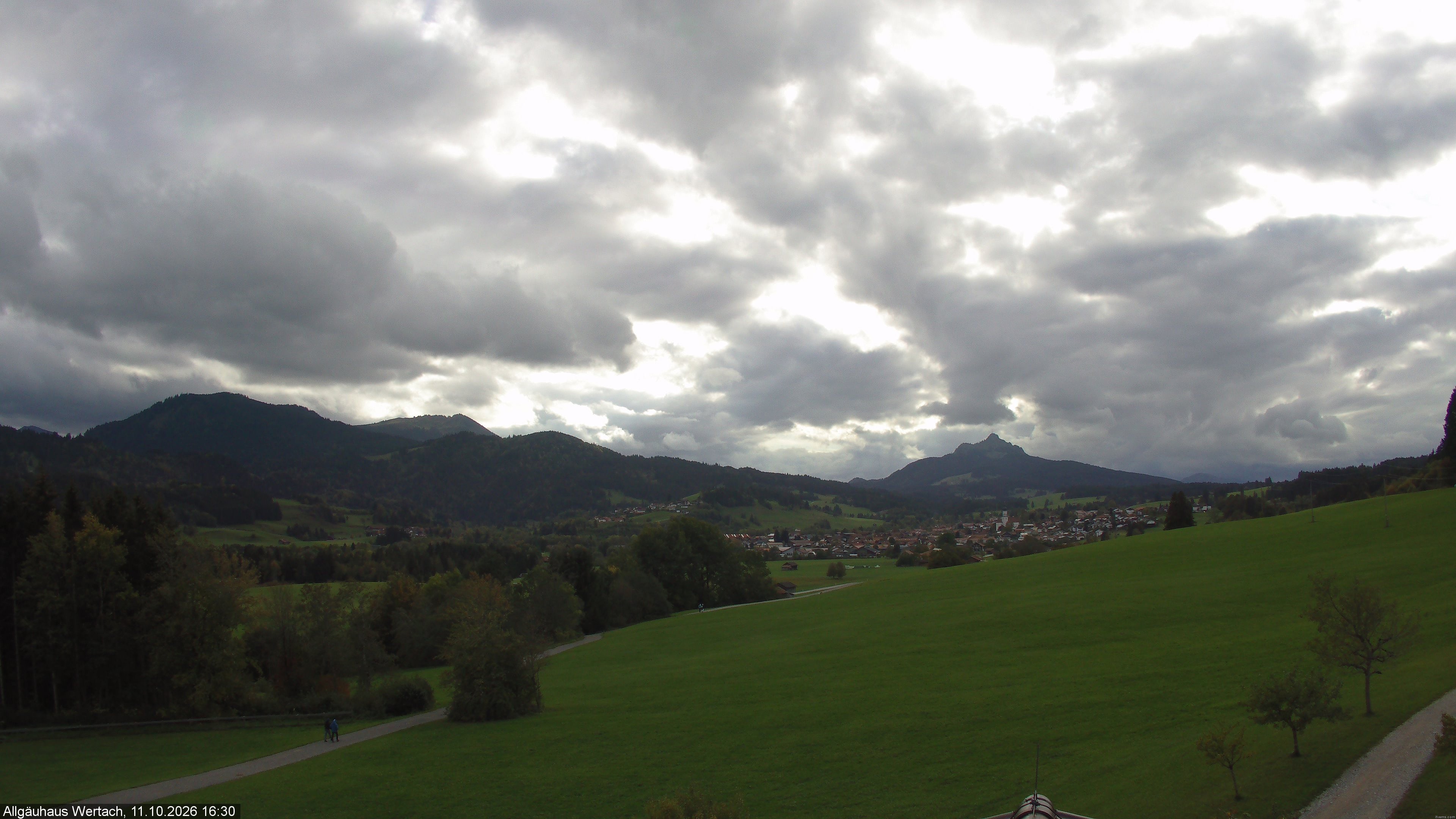 Archived image Webcam Have a look at the charming valley Wertach