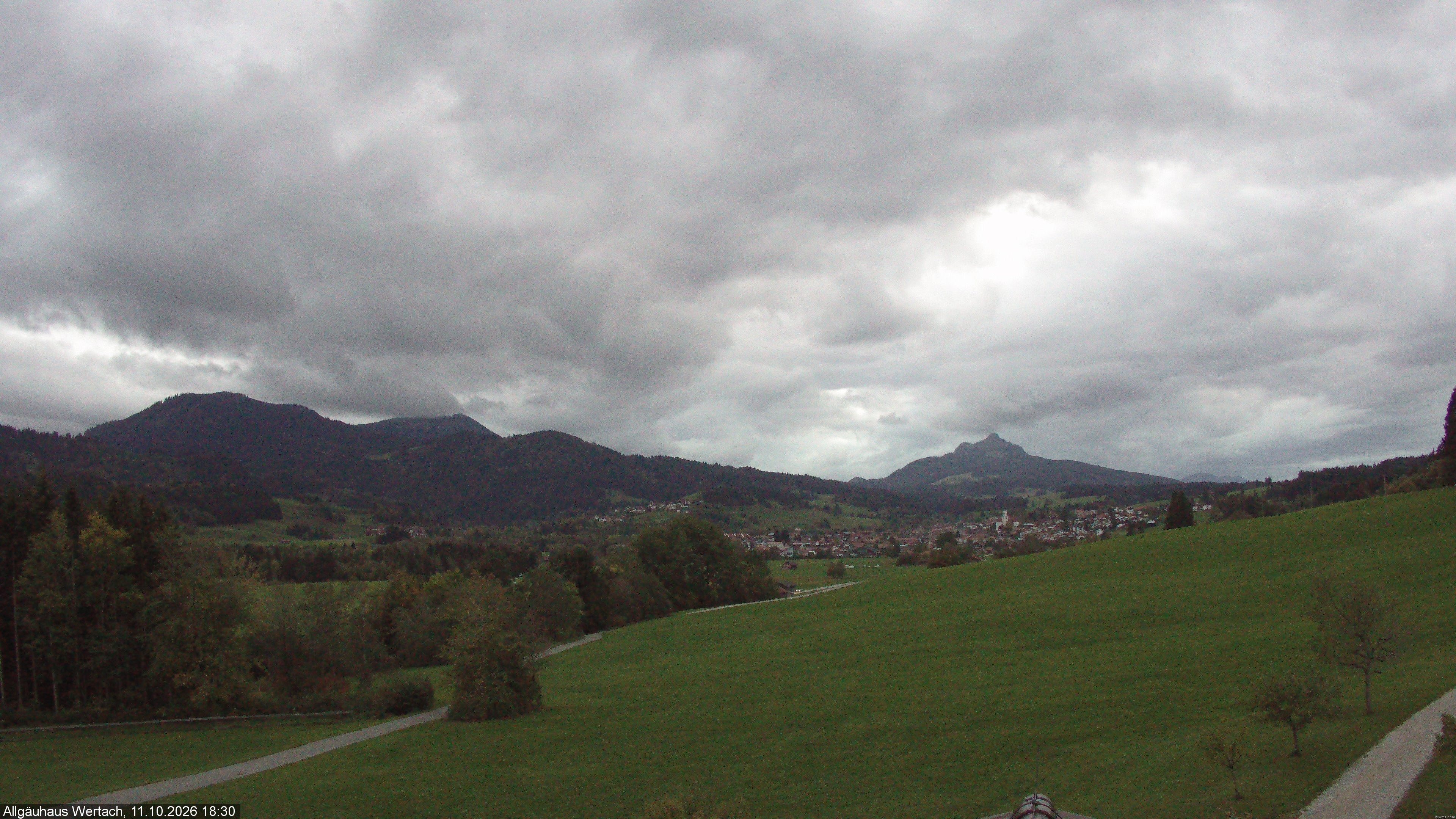 Archived image Webcam Have a look at the charming valley Wertach